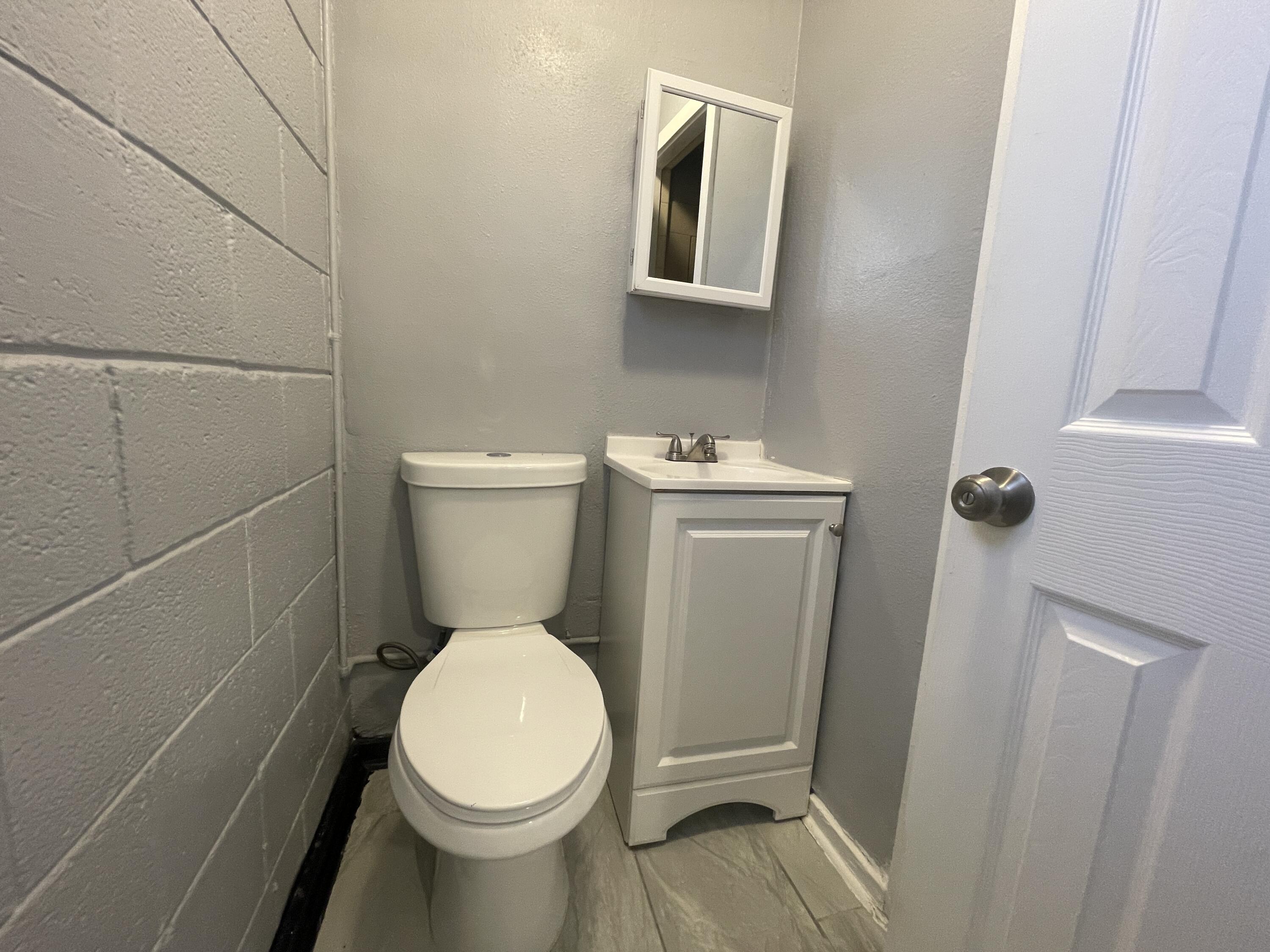 1028 Alvarado Drive SE