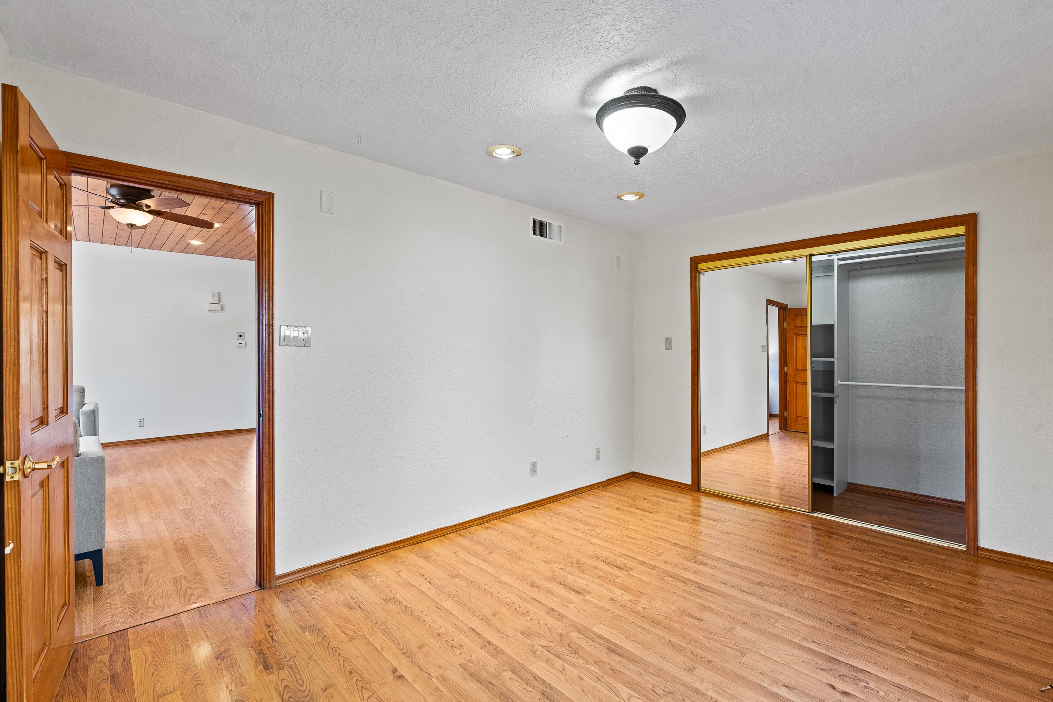 1024 CAMINO VISTA AURORA