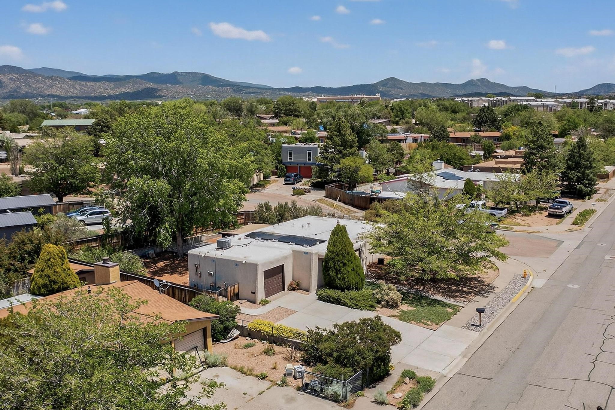 2454 Camino Capitan