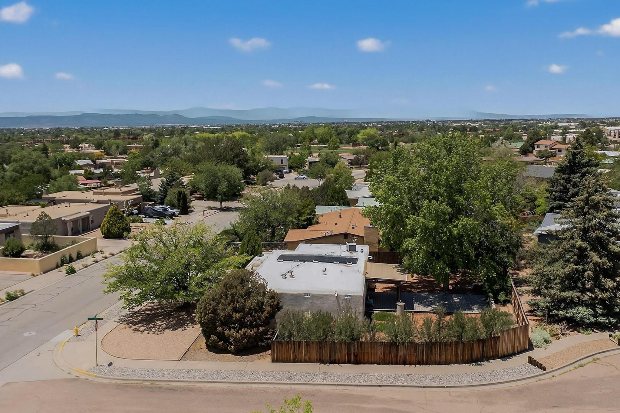 2454 Camino Capitan