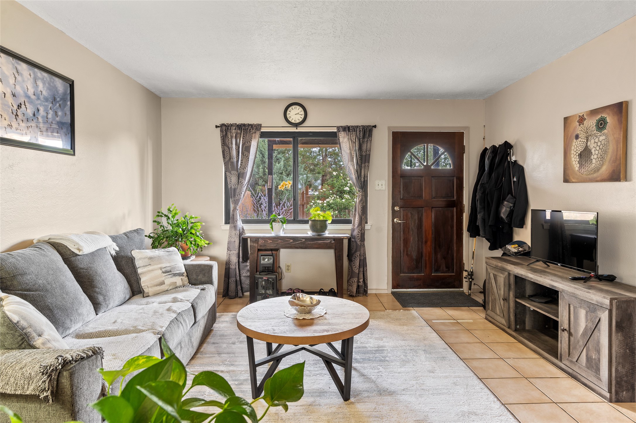 2711 Plazuela Serena