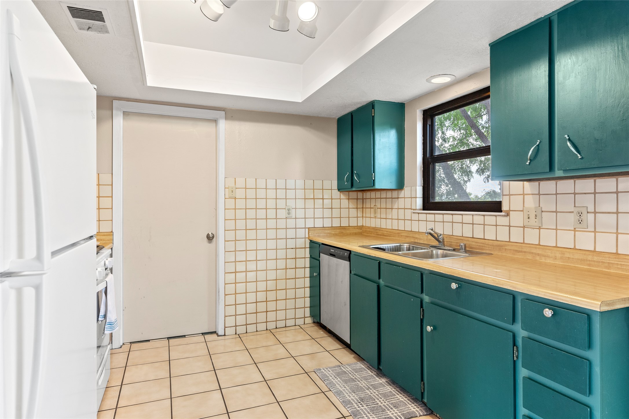 2711 Plazuela Serena