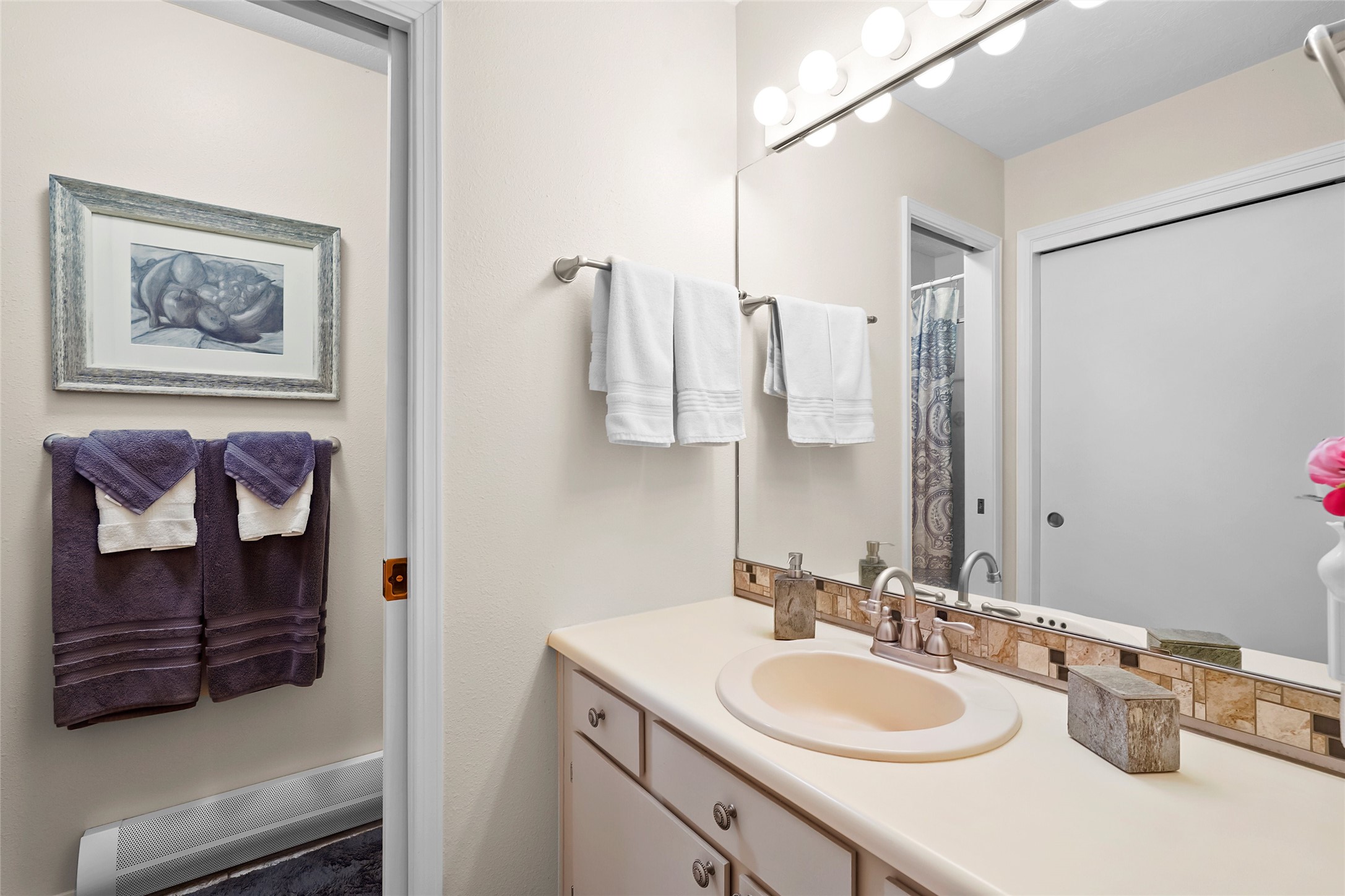 1300 Iris Street 101