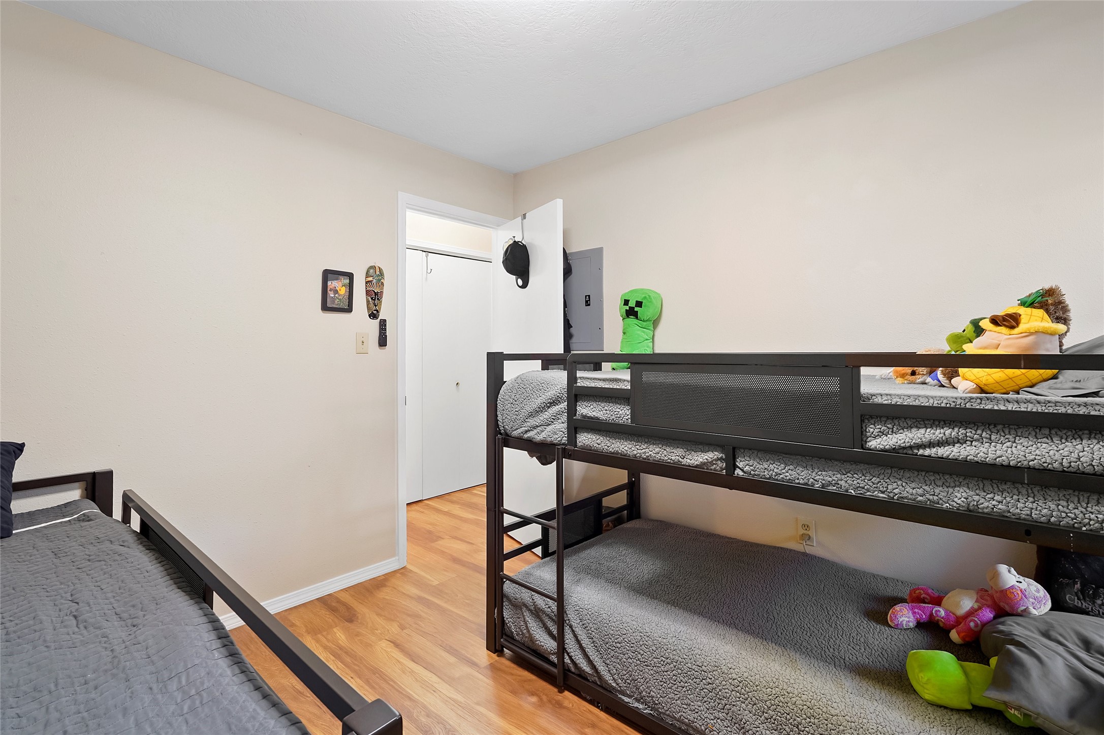 1300 Iris Street 101
