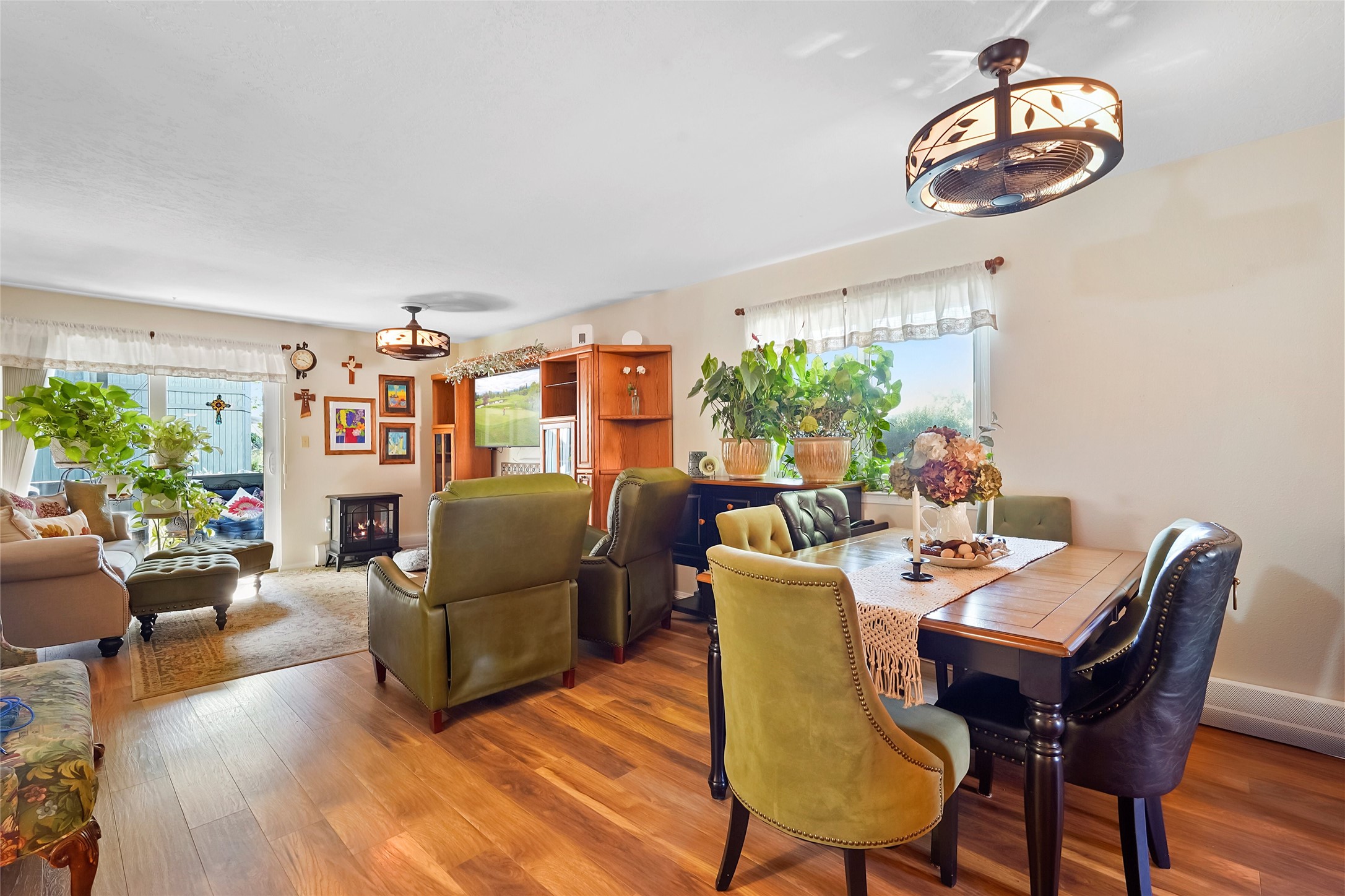 1300 Iris Street 101