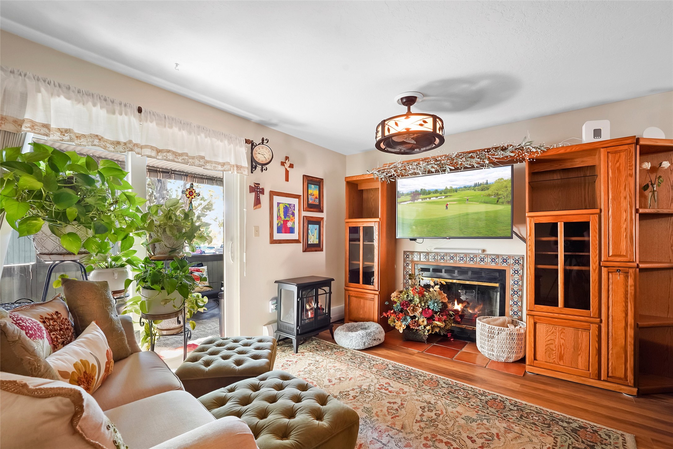 1300 Iris Street 101