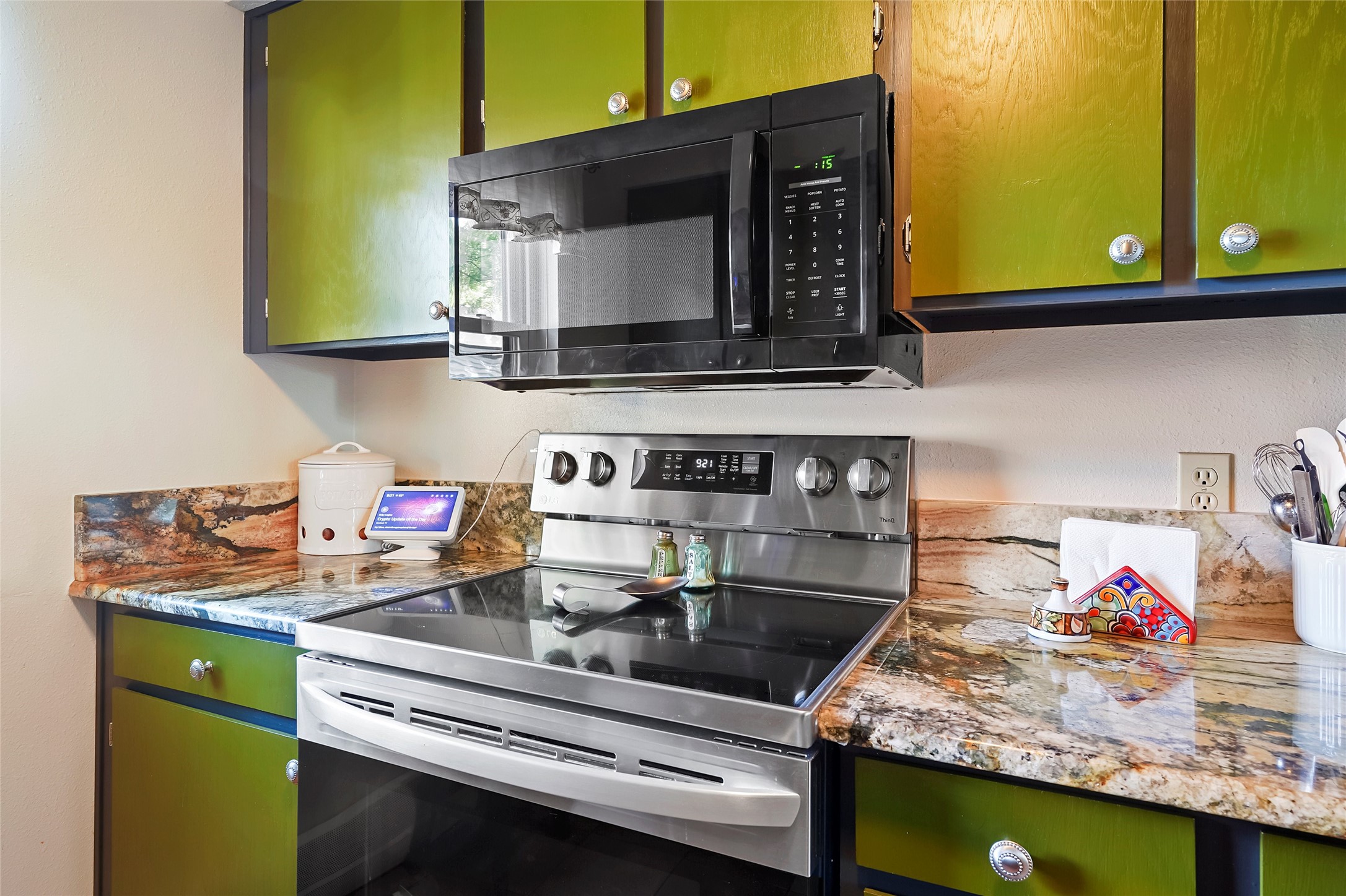 1300 Iris Street 101