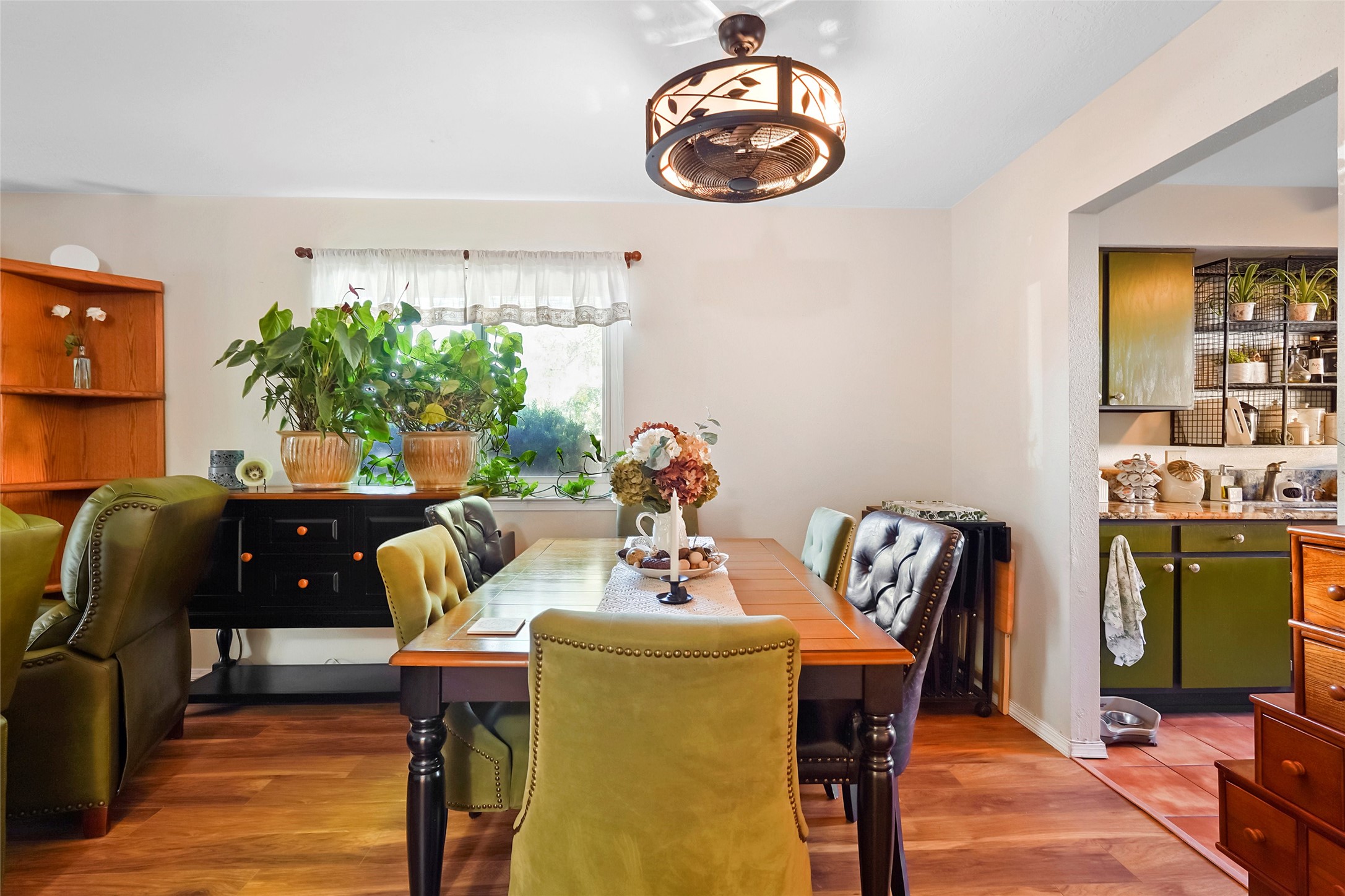 1300 Iris Street 101