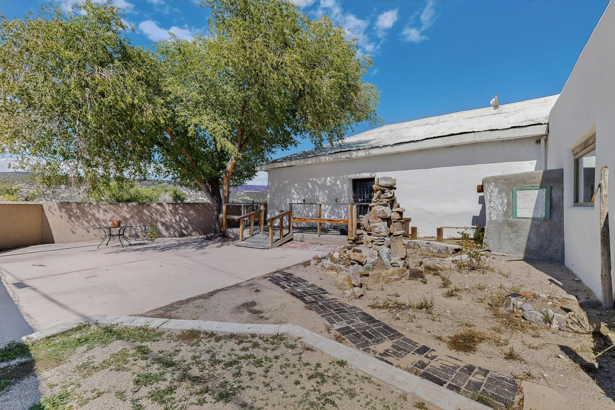 1042 County Rd 41