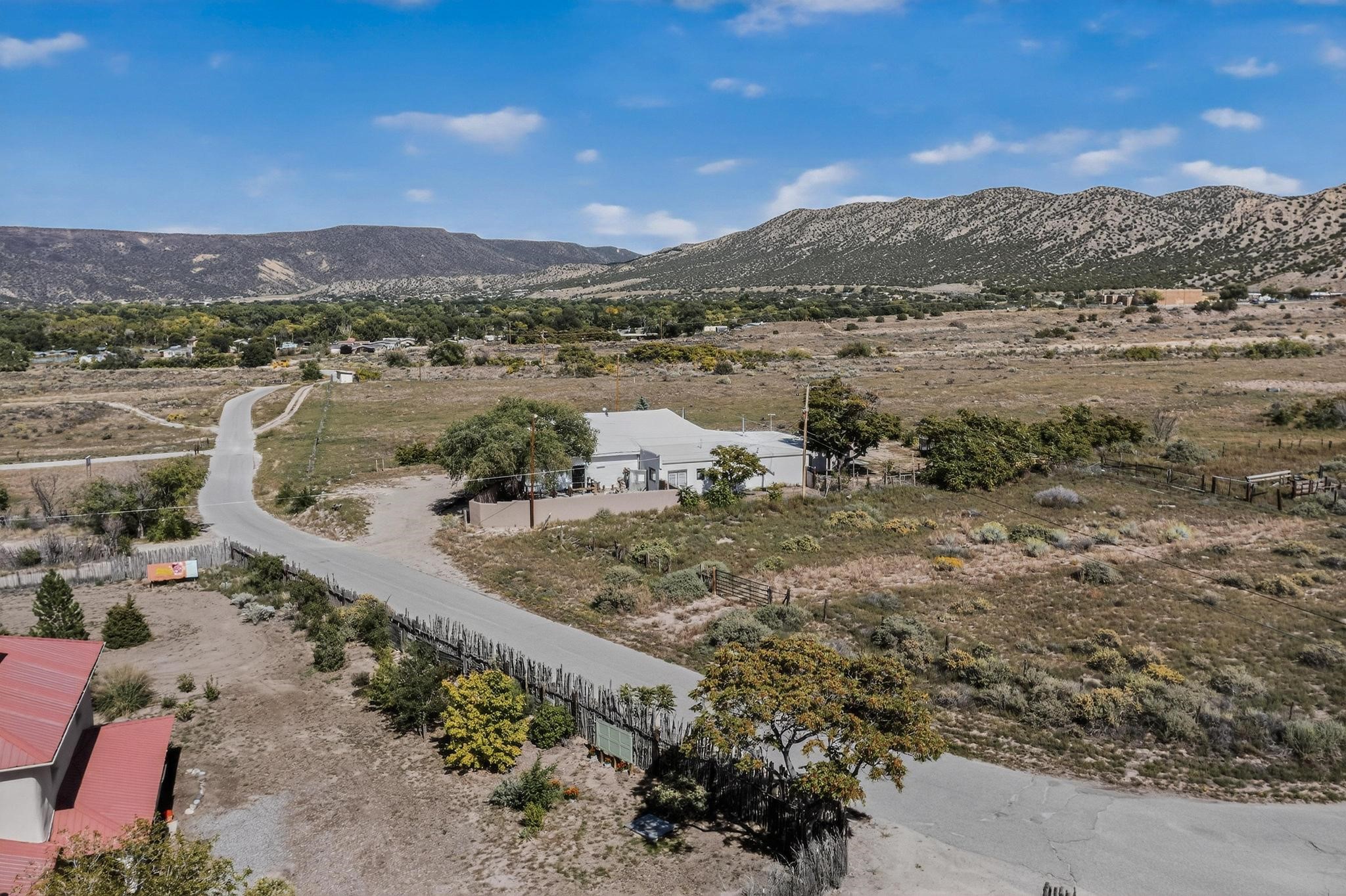 1042 County Rd 41