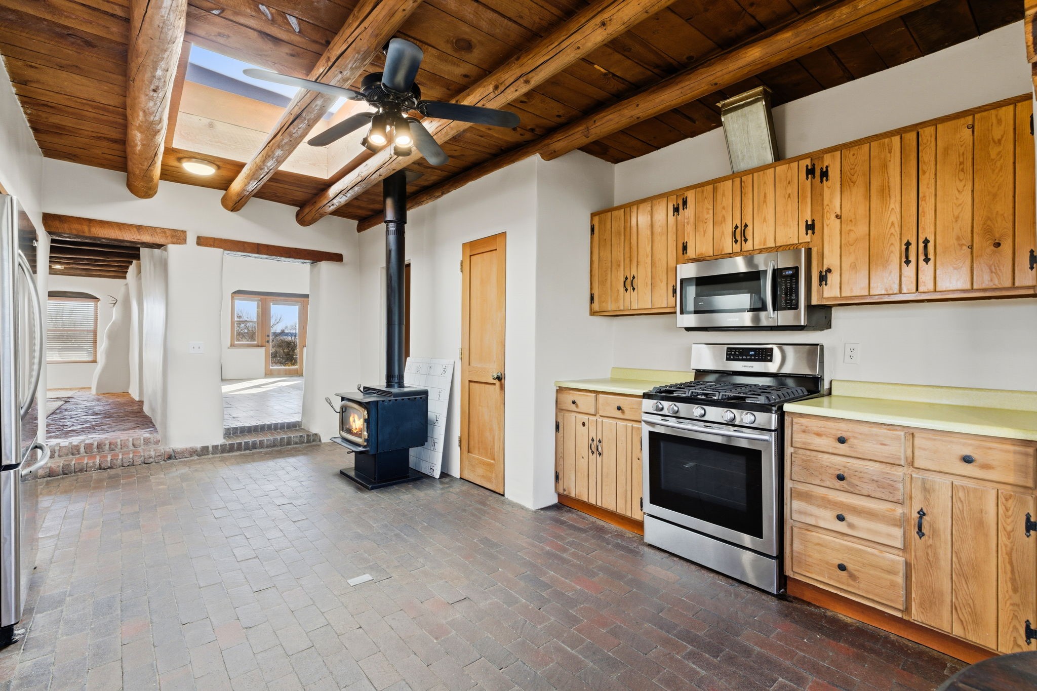 919 Camino Los Abuelos