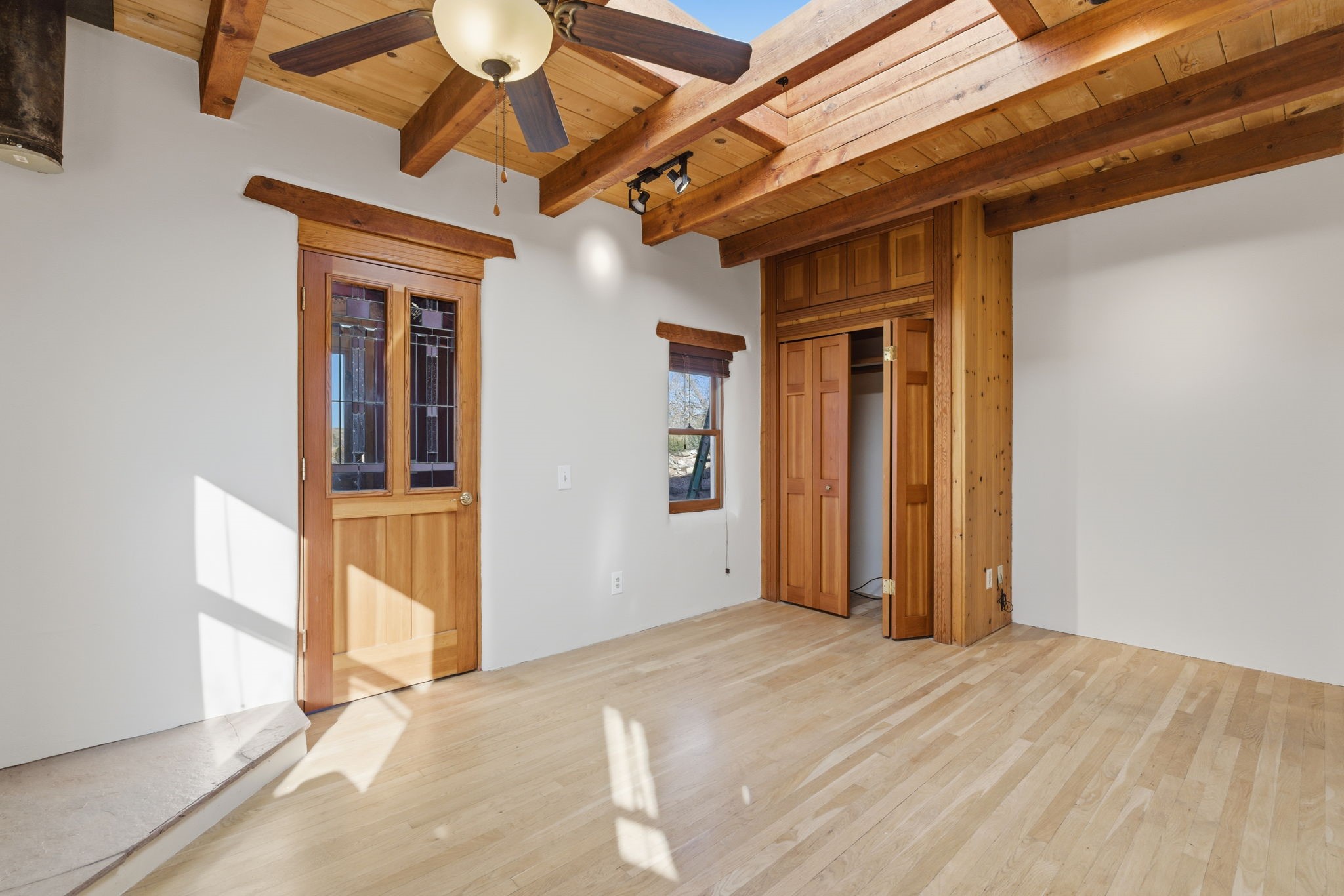 919 Camino Los Abuelos