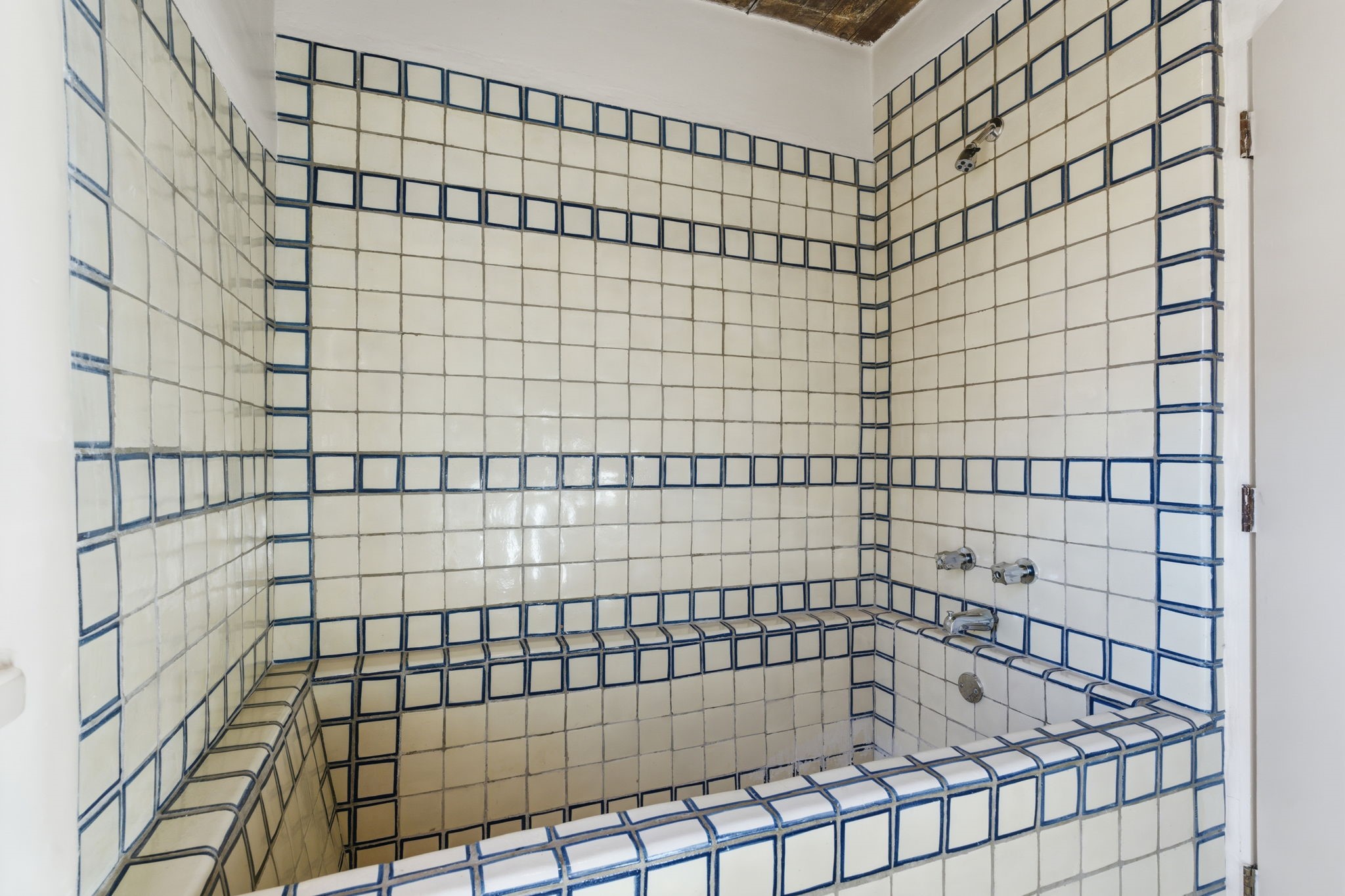 919 Camino Los Abuelos