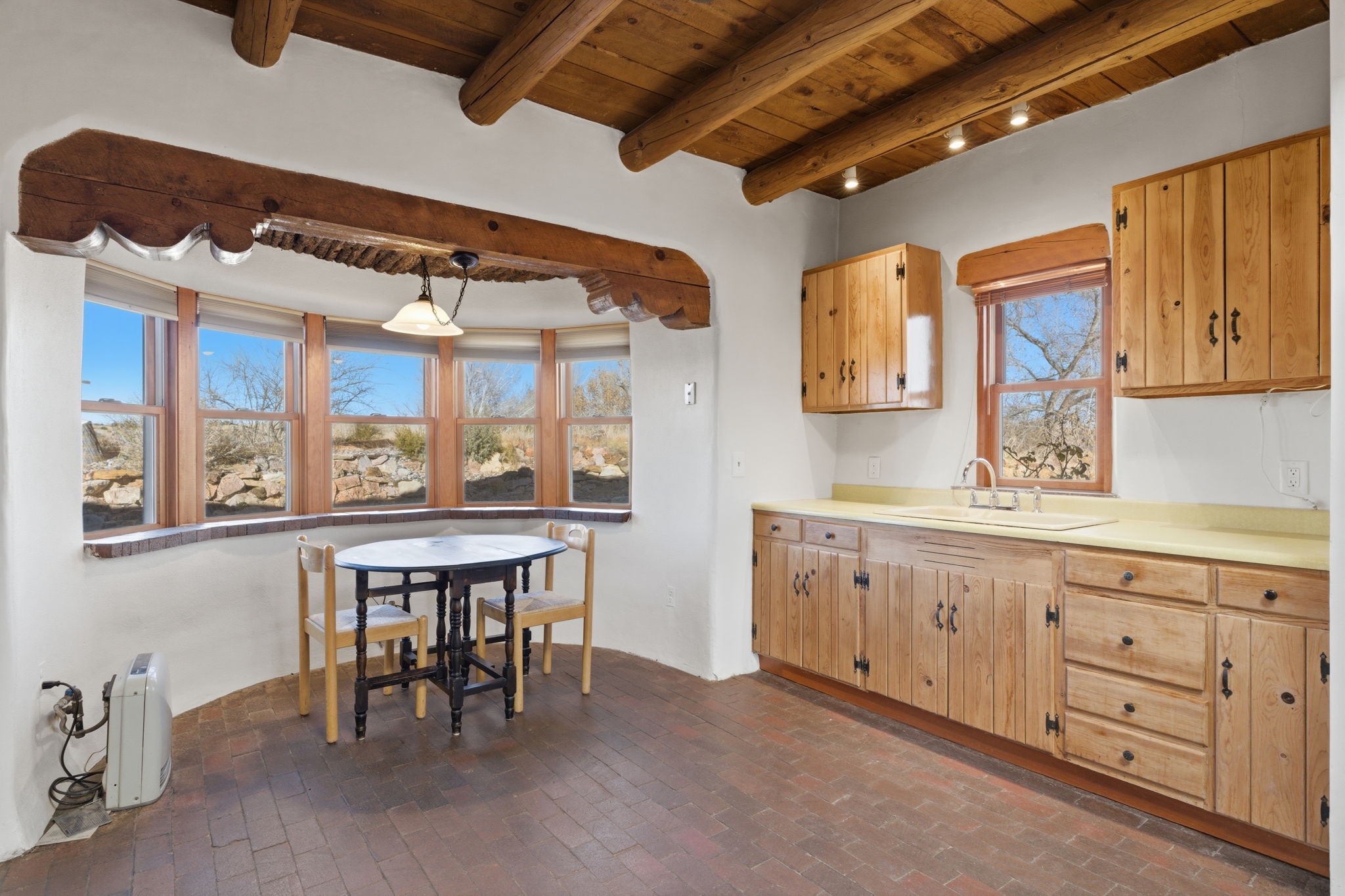 919 Camino Los Abuelos