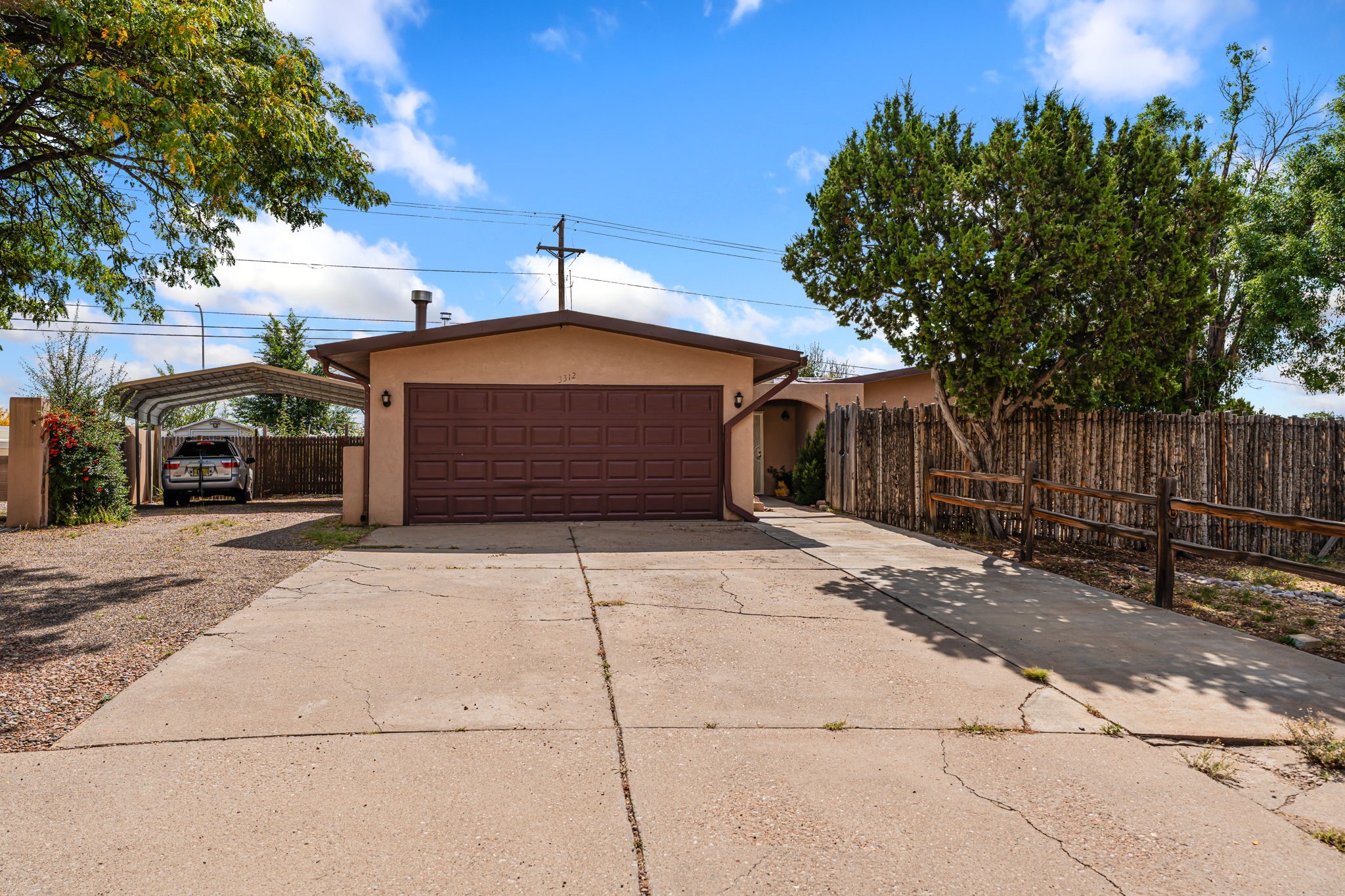 3312 Avenida Del Oro