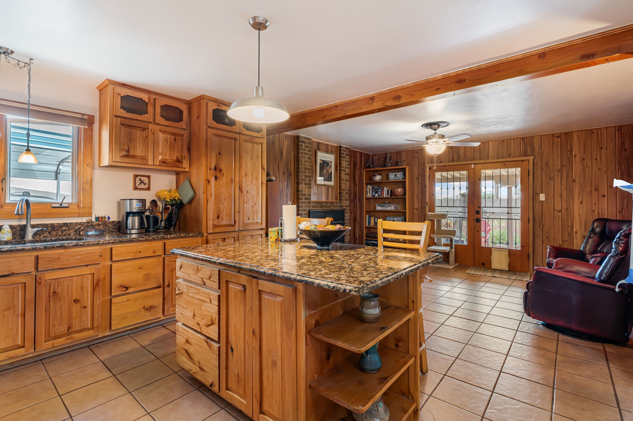 3312 Avenida Del Oro