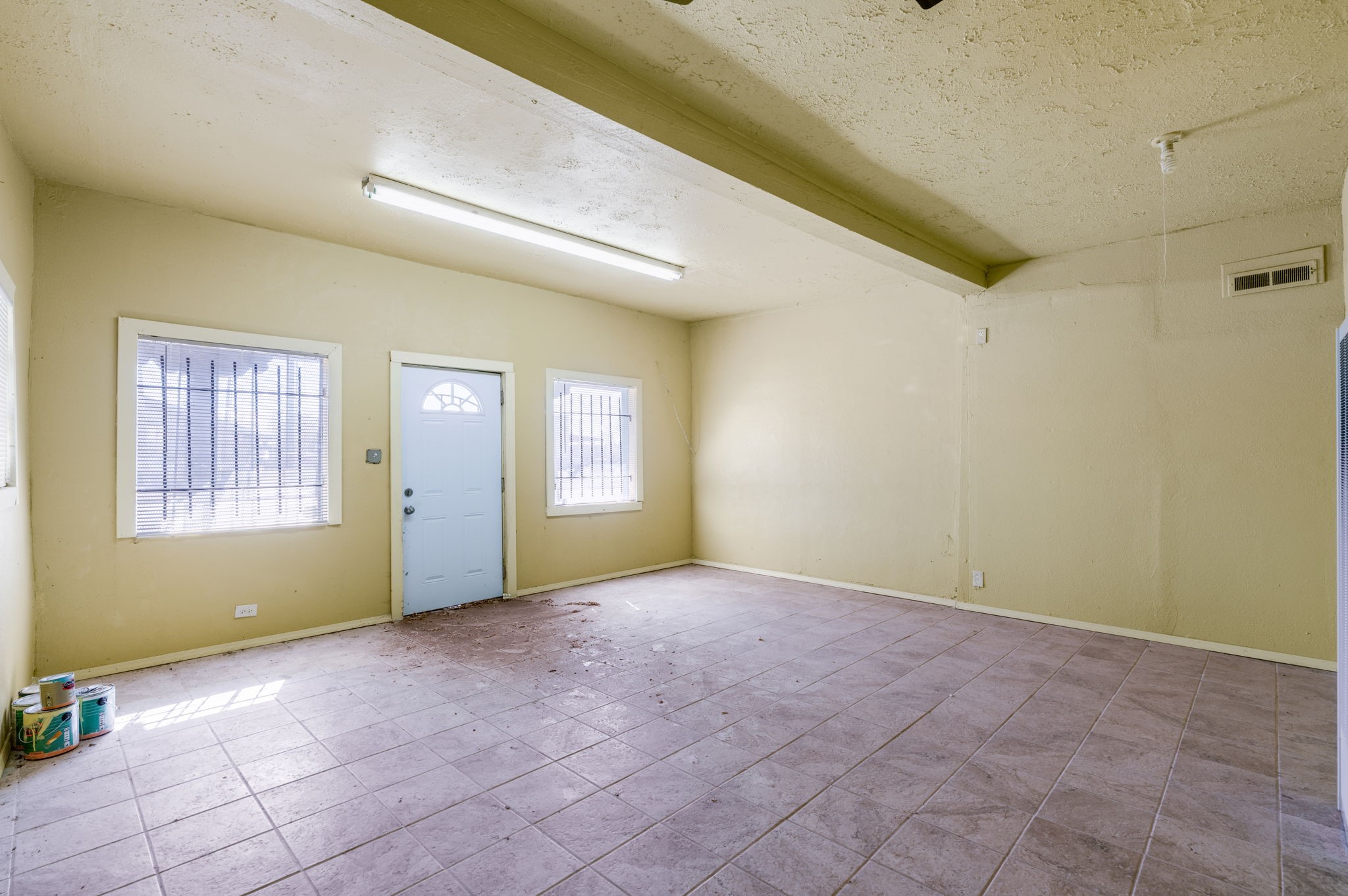1915 Cerrillos Rd