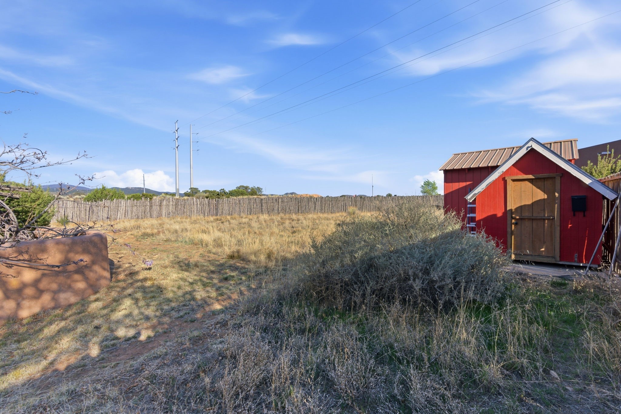 2702 La Silla Dorada