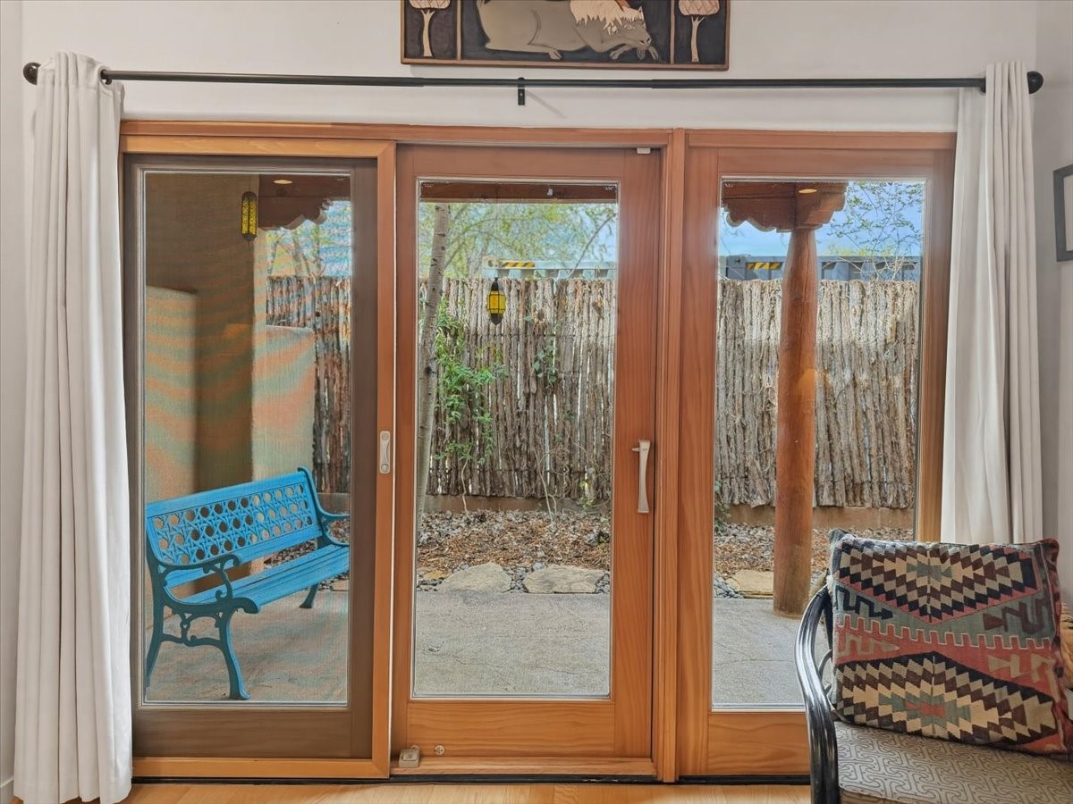 601 San Mateo 200