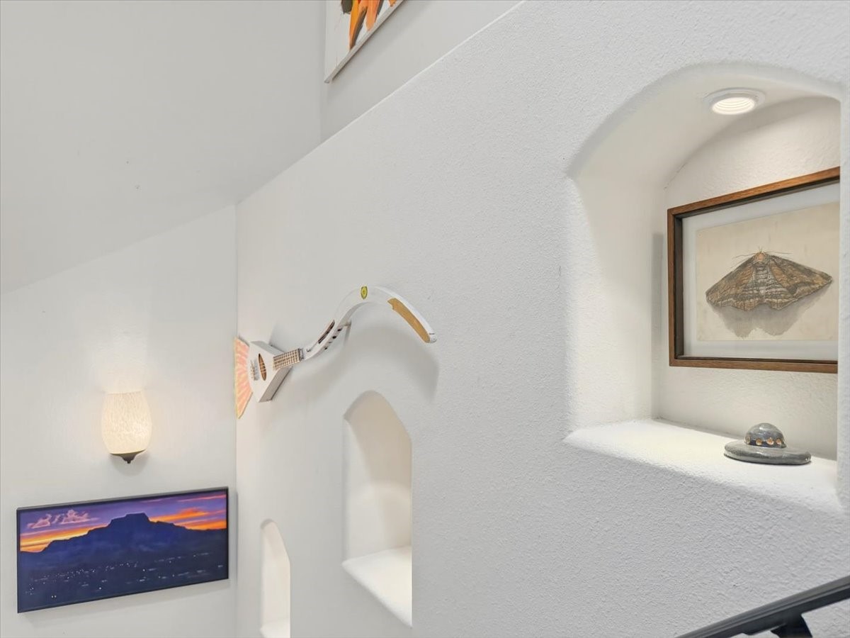 601 San Mateo 200