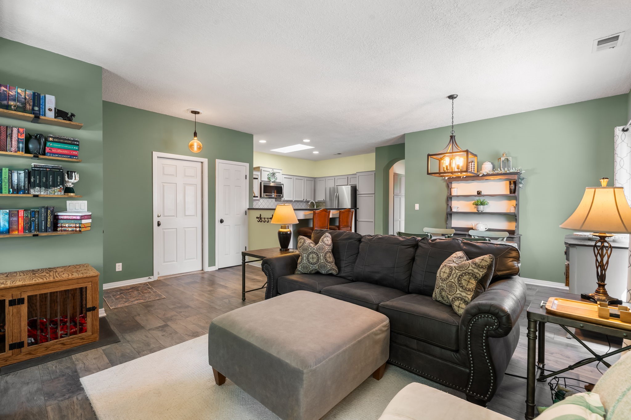 4453 Contenta Ridge