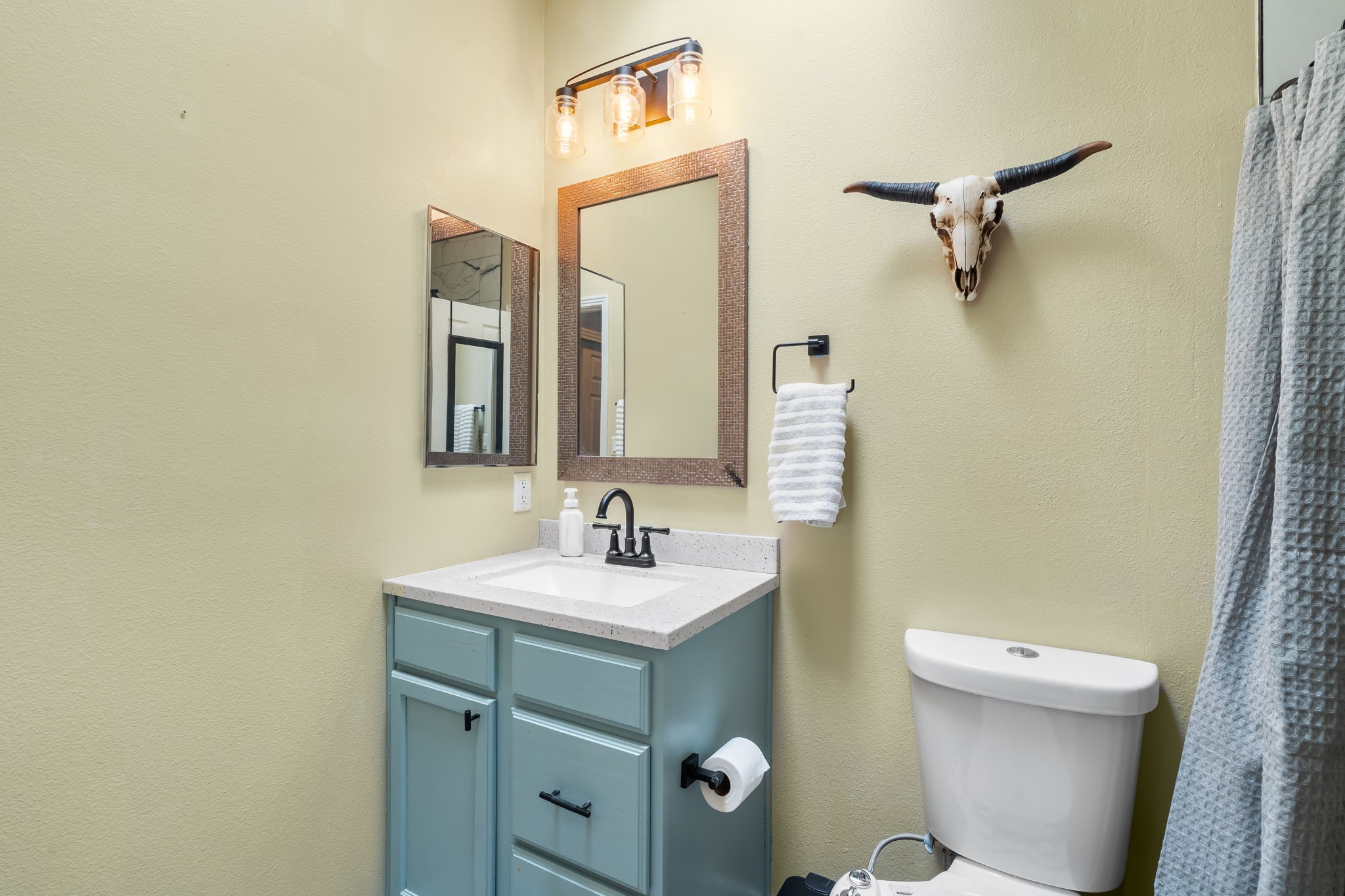 4453 Contenta Ridge