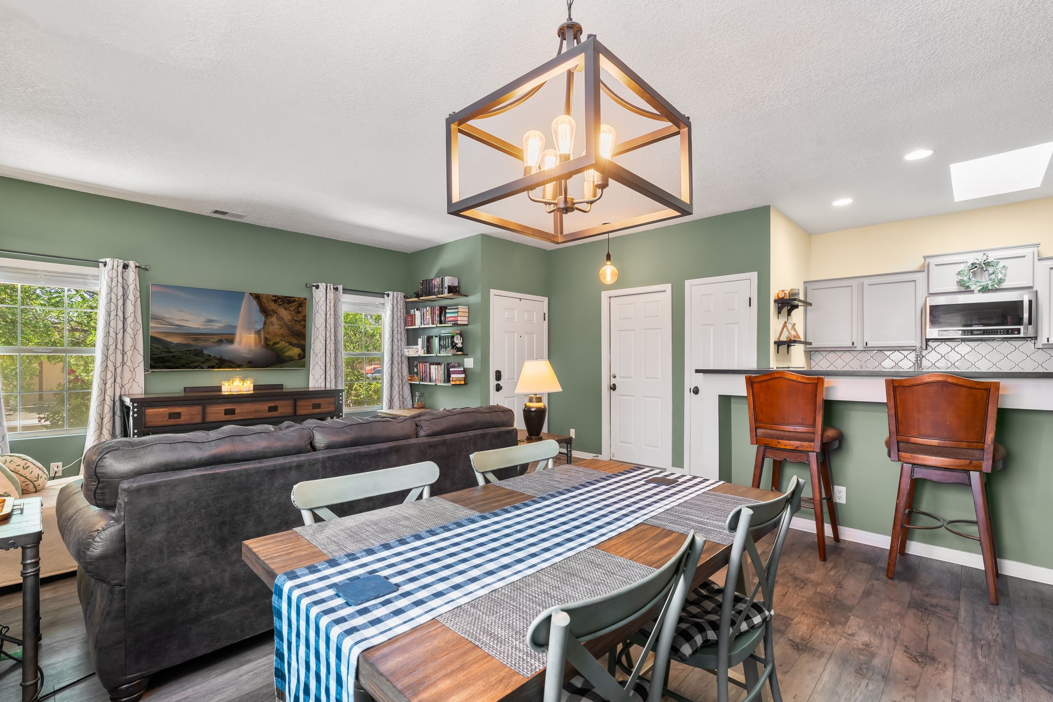 4453 Contenta Ridge