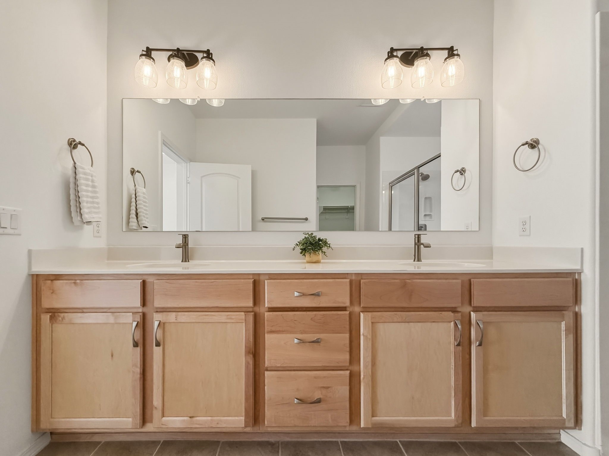 25 Wirecrest Lane