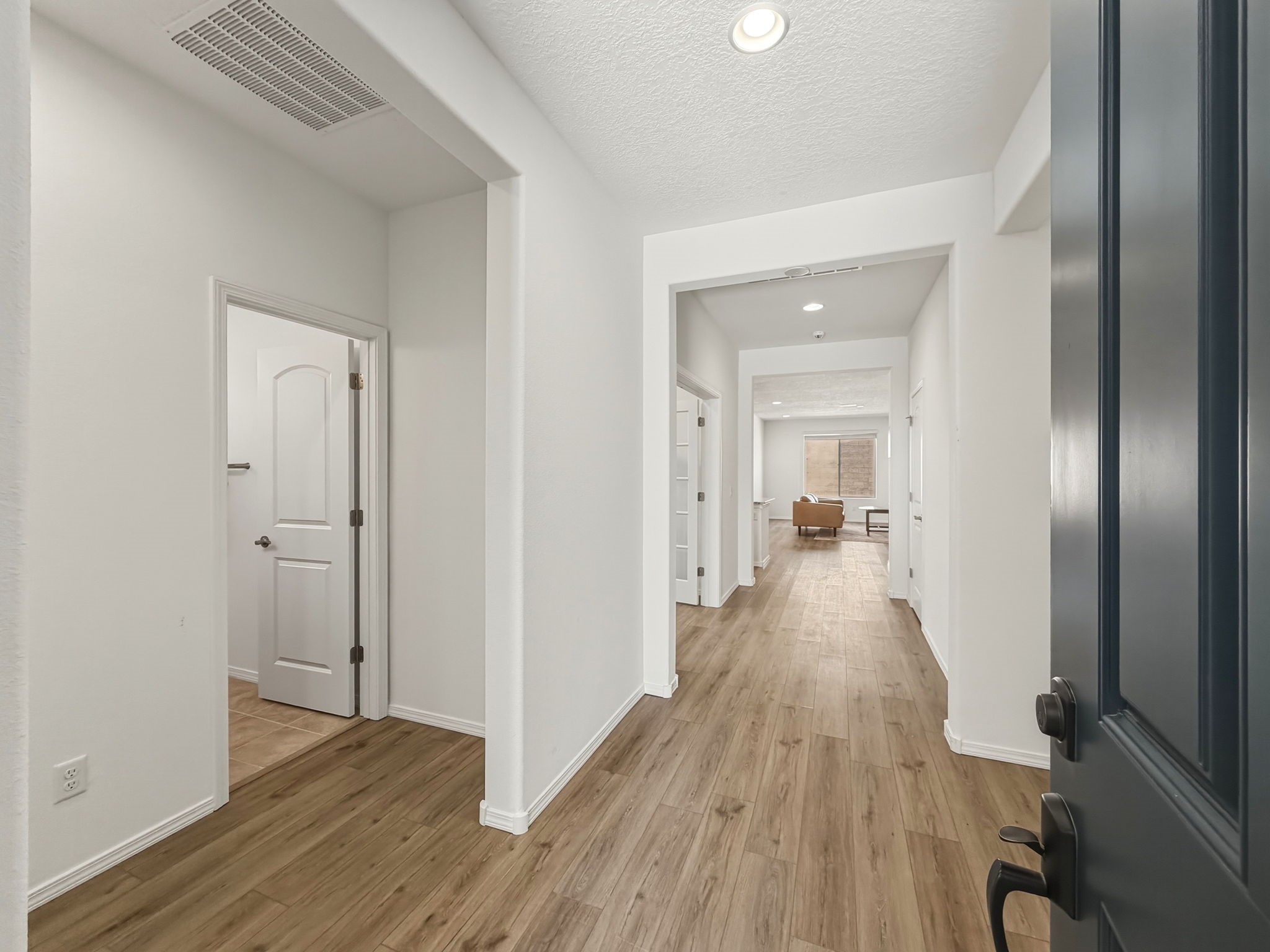 25 Wirecrest Lane
