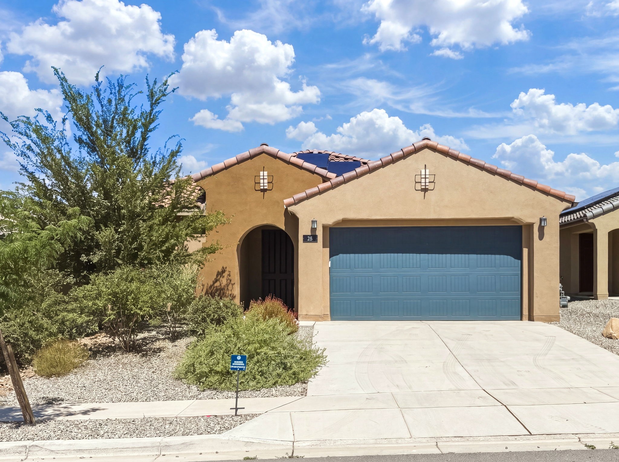25 Wirecrest Lane