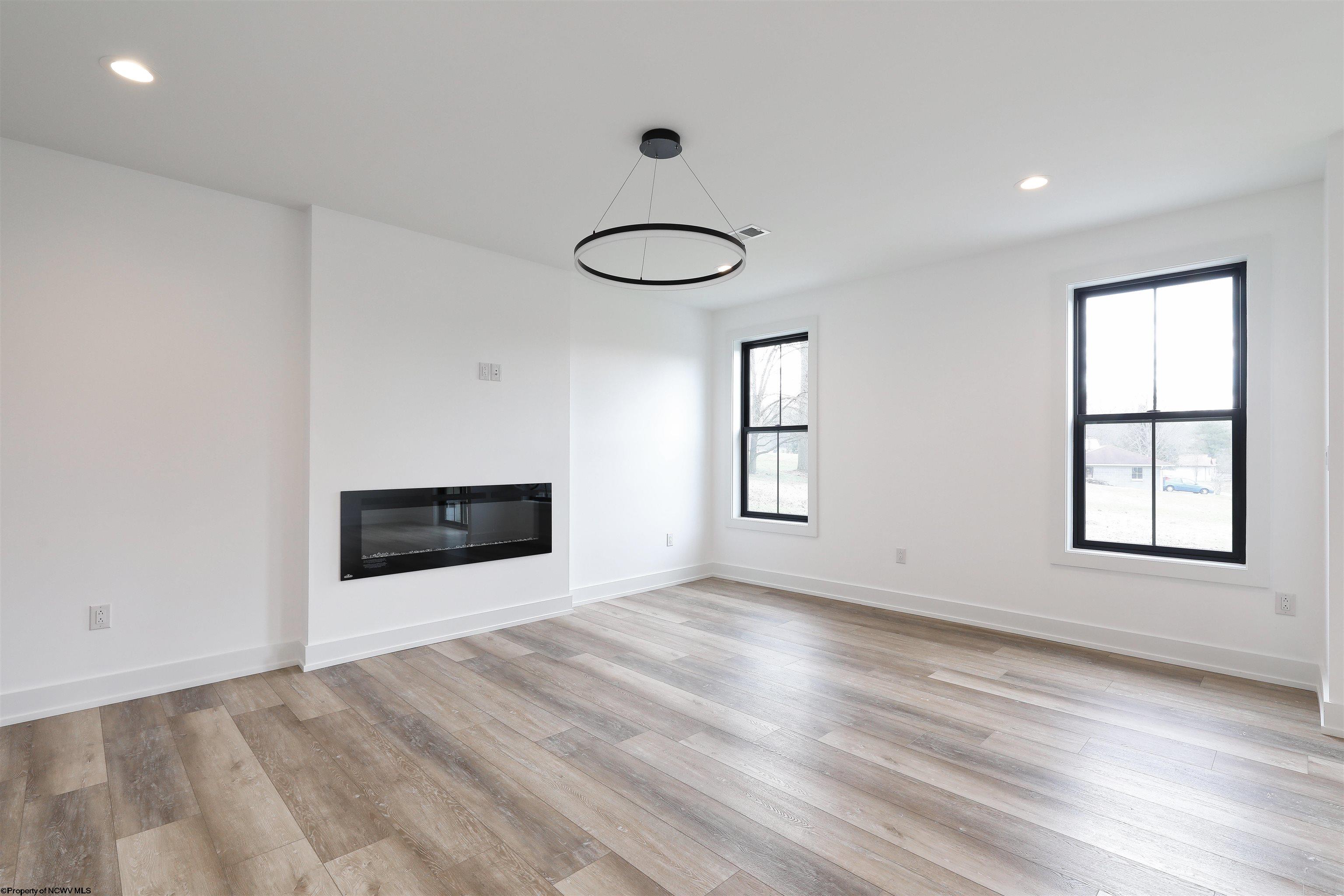 20 Reyes Lane