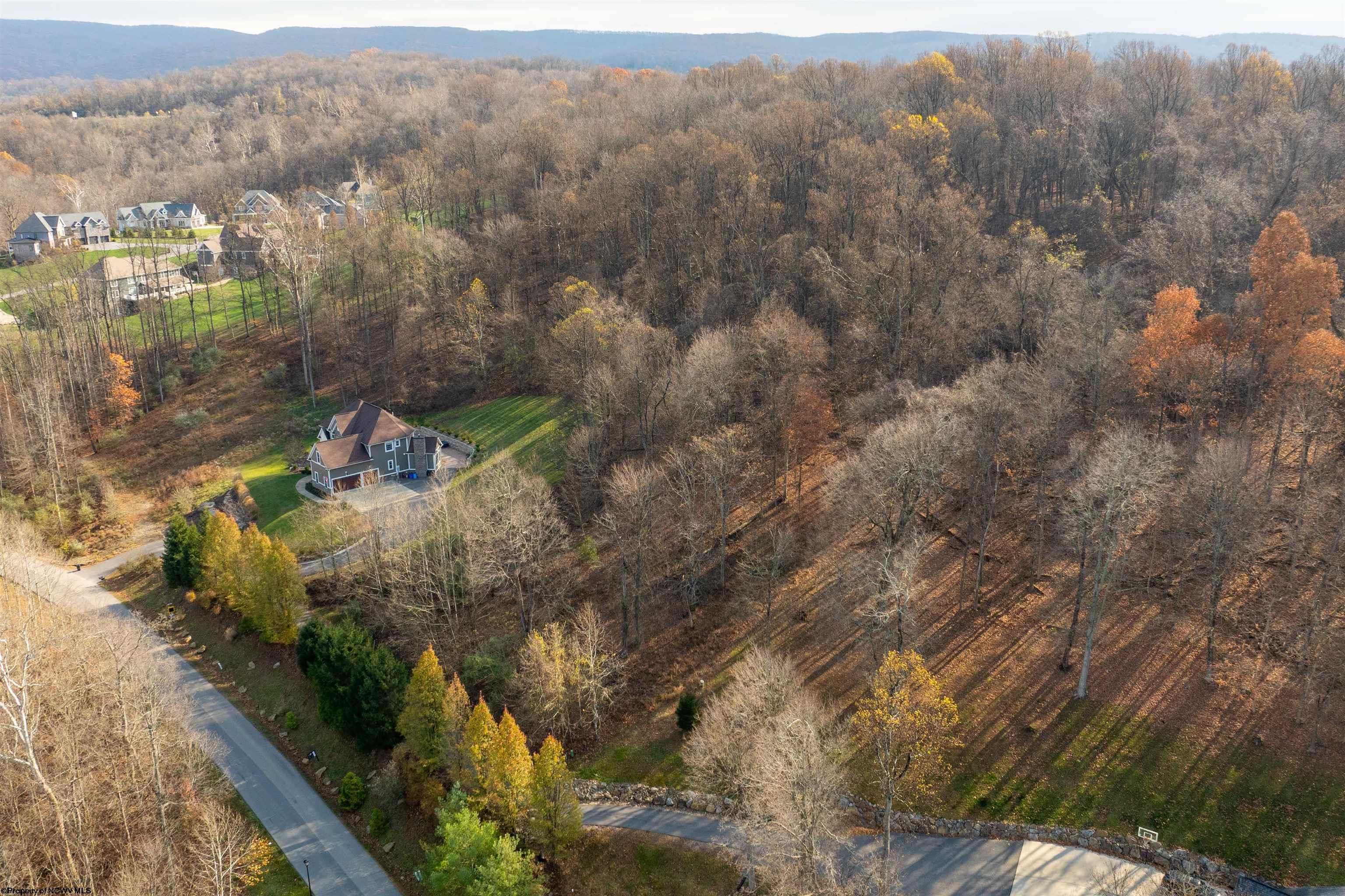 10 Falling Water Lane