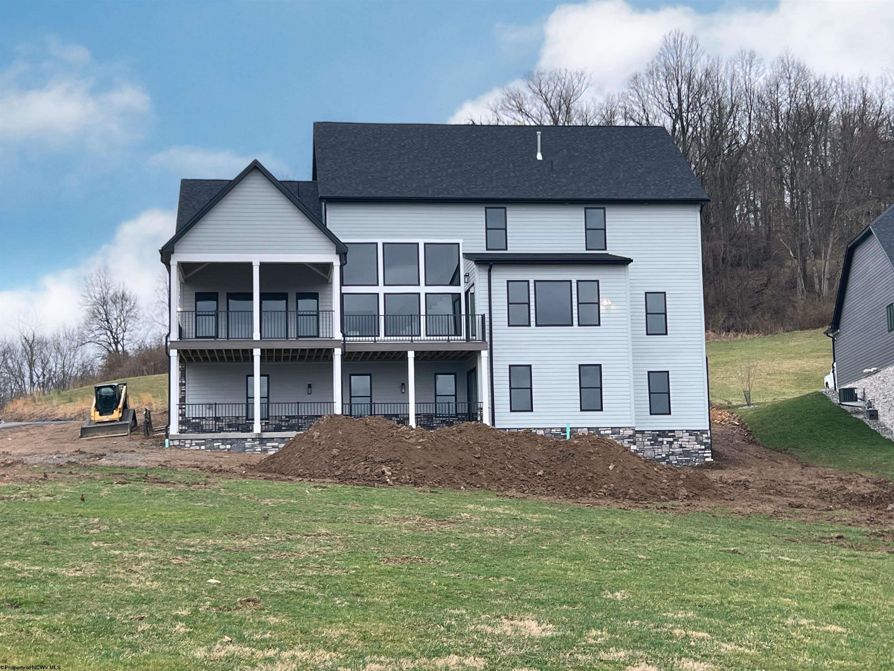 122 Rockwell Court