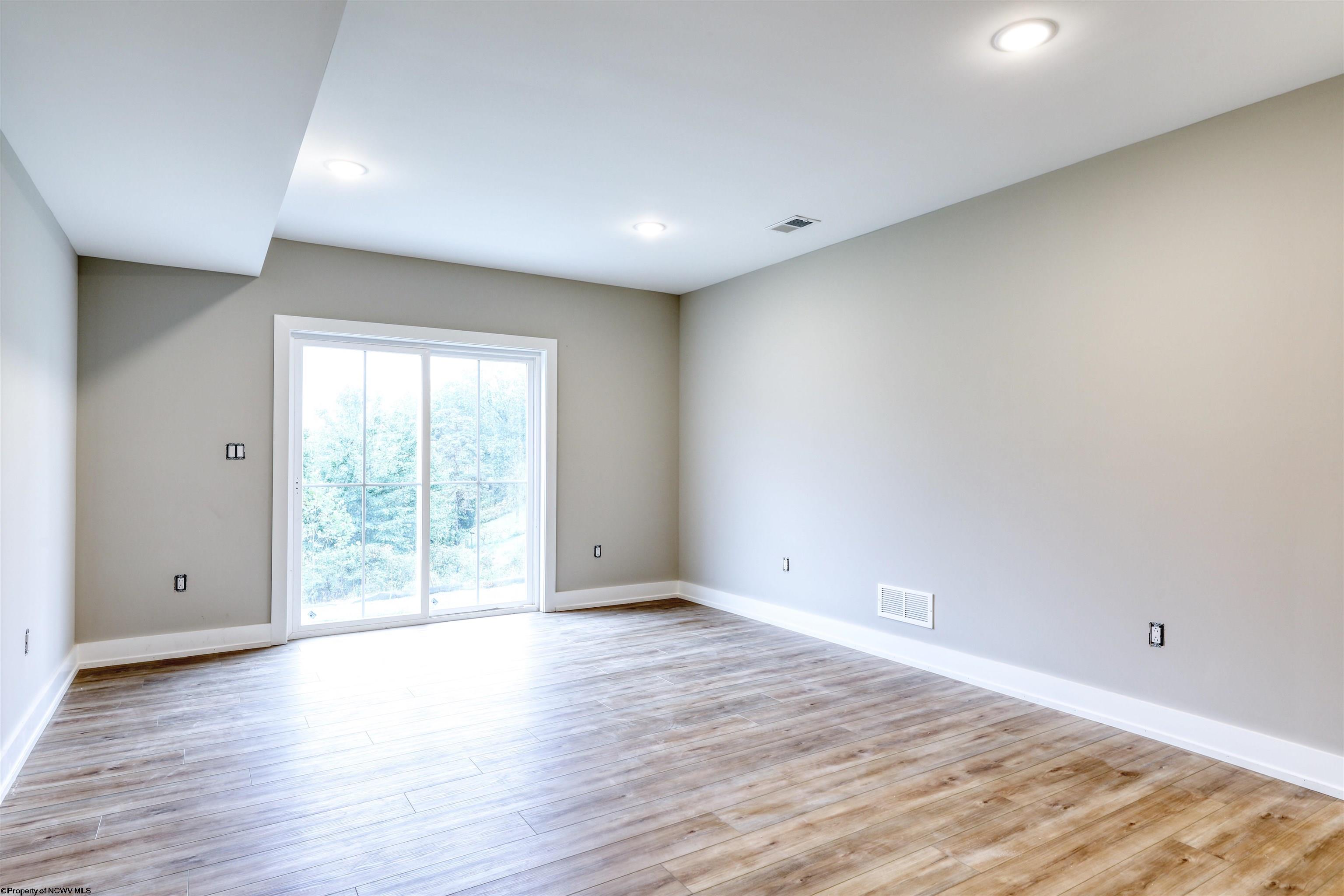 1639 Van Voorhis Road