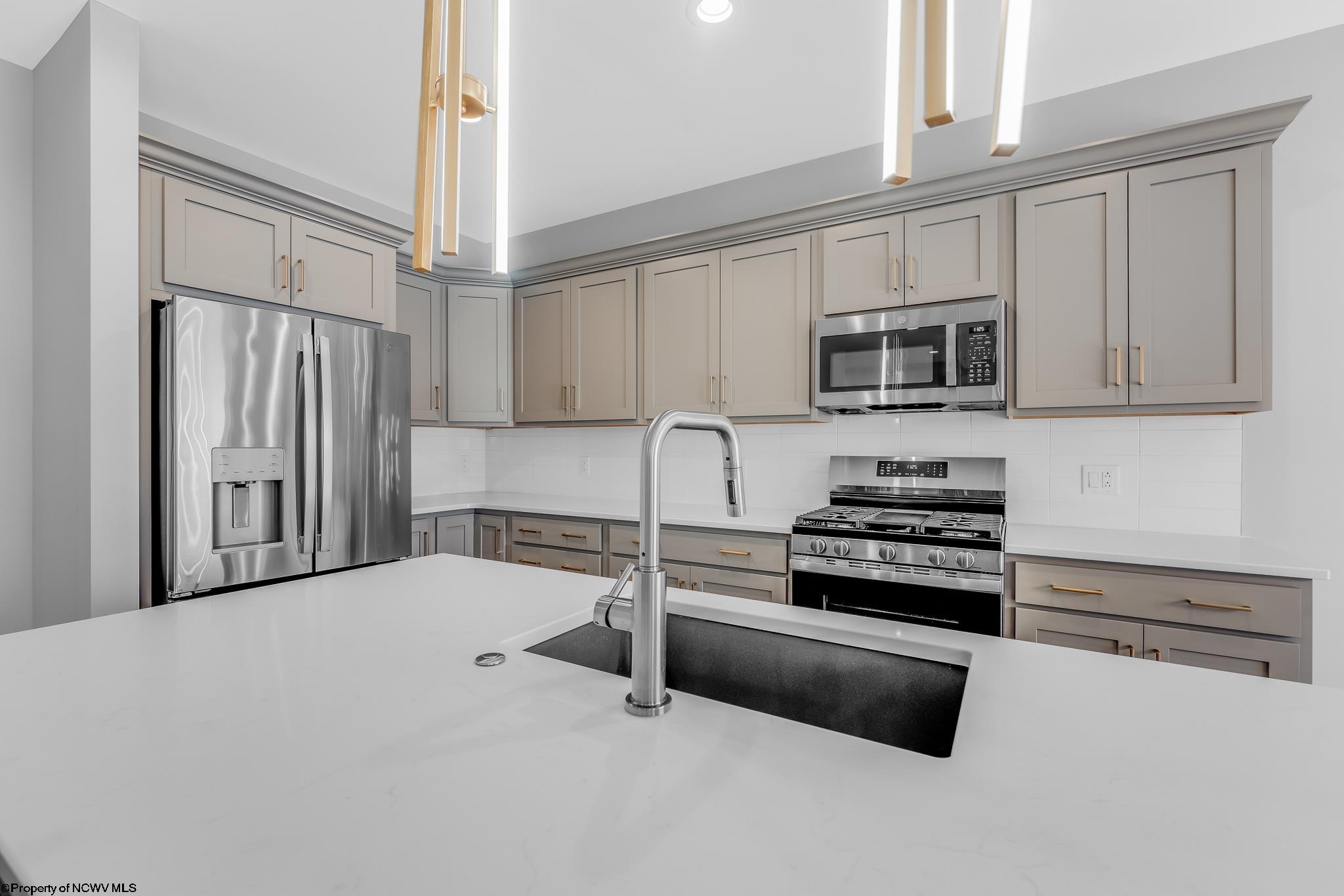 1645 Van Voorhis Road