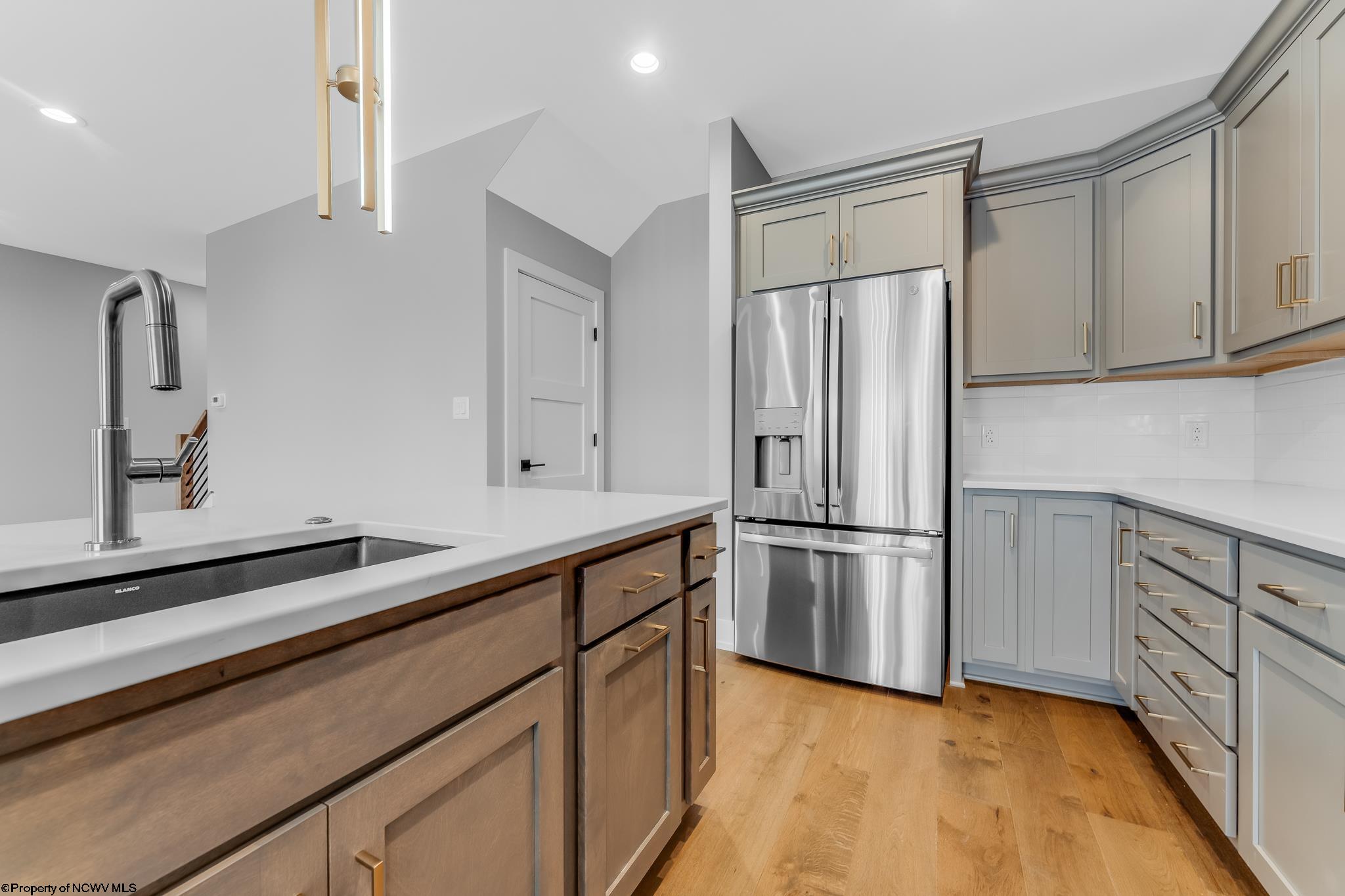 1647 Van Voorhis Road