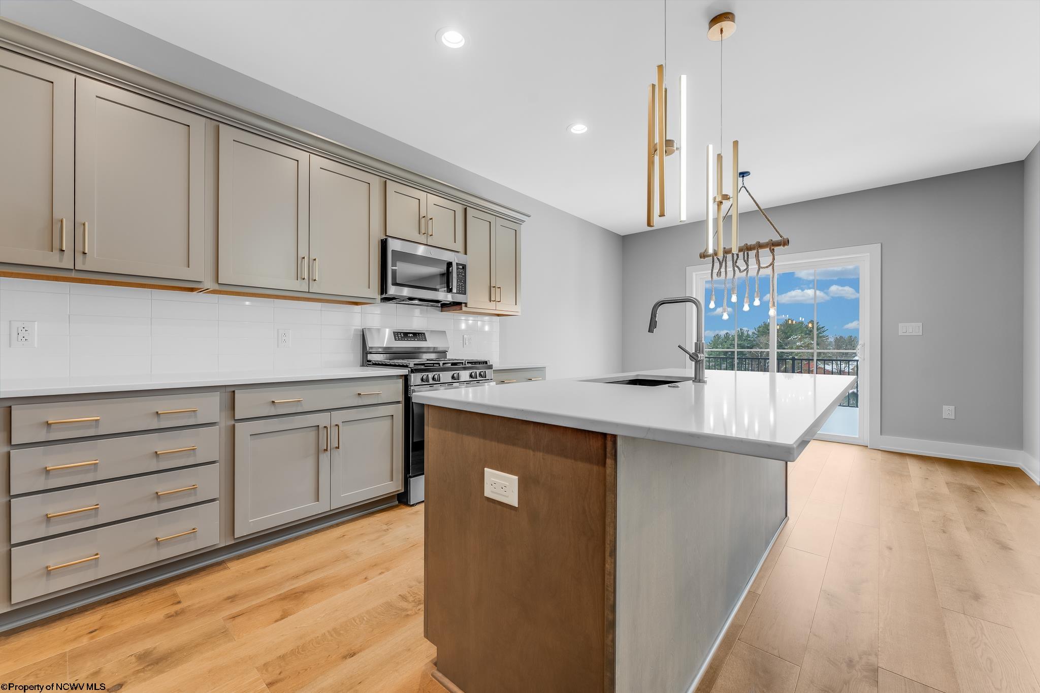 1647 Van Voorhis Road