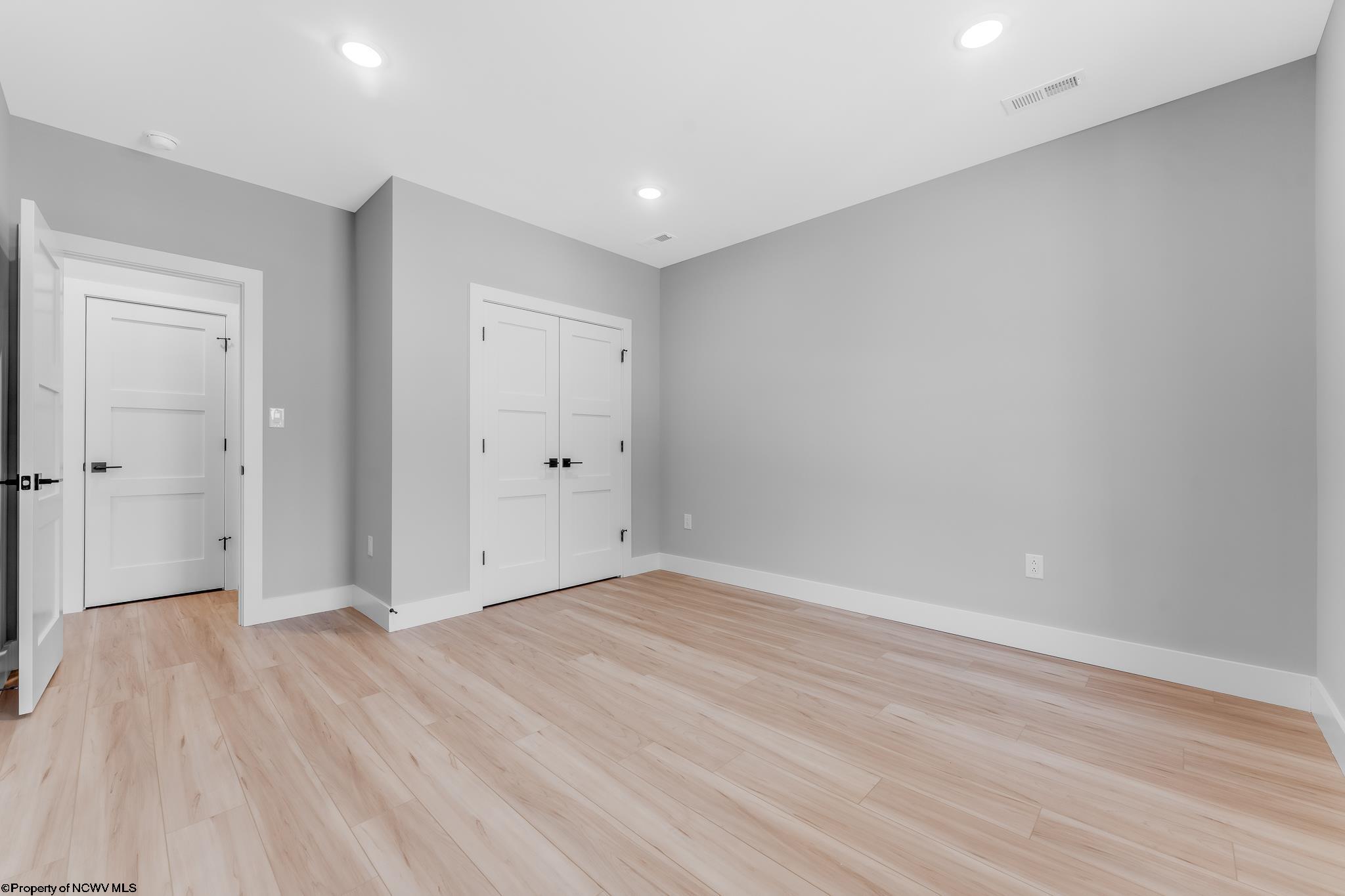 1639 Van Voorhis Road