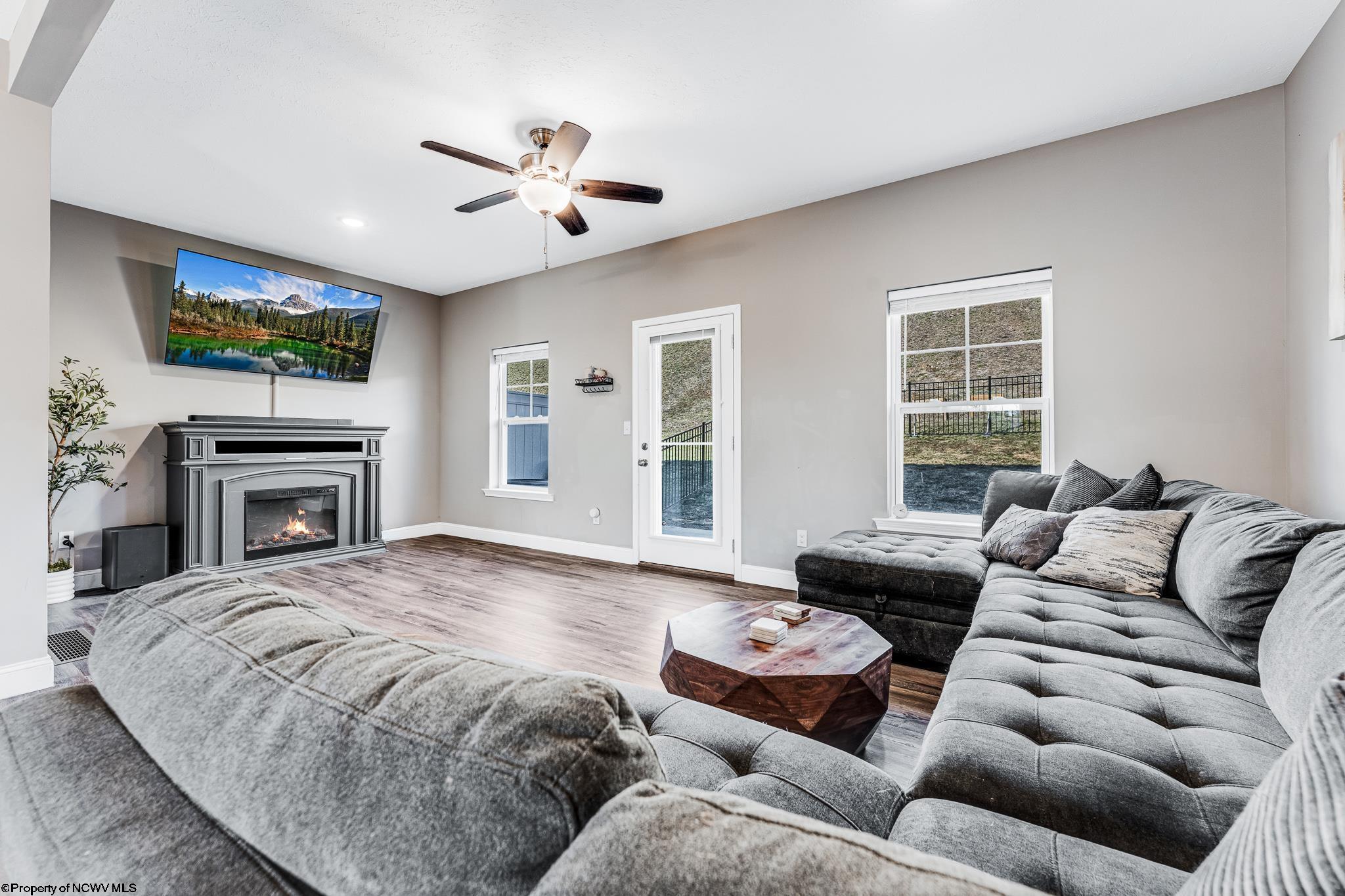 2044 Mountain Ash Lane