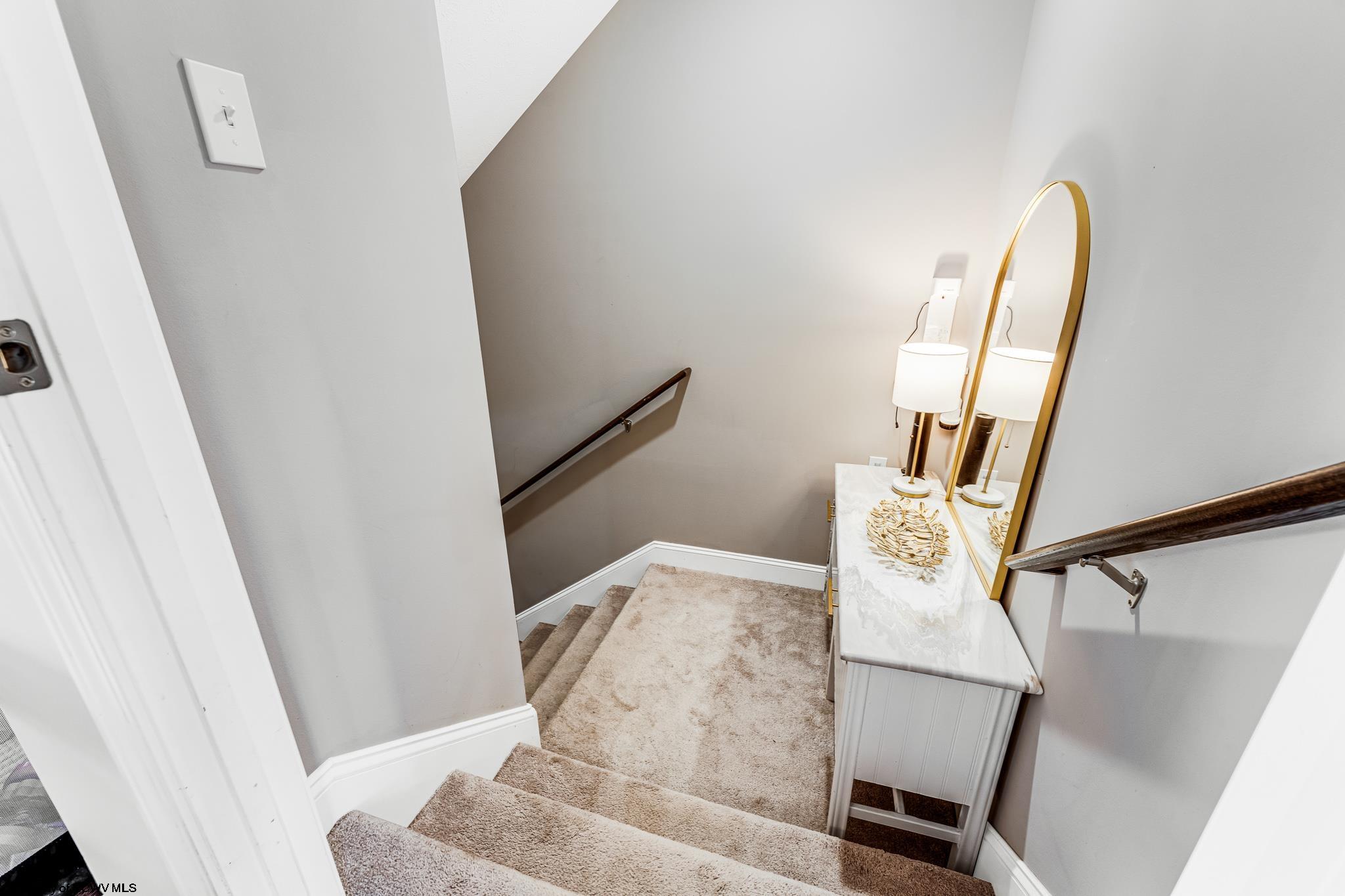 2044 Mountain Ash Lane