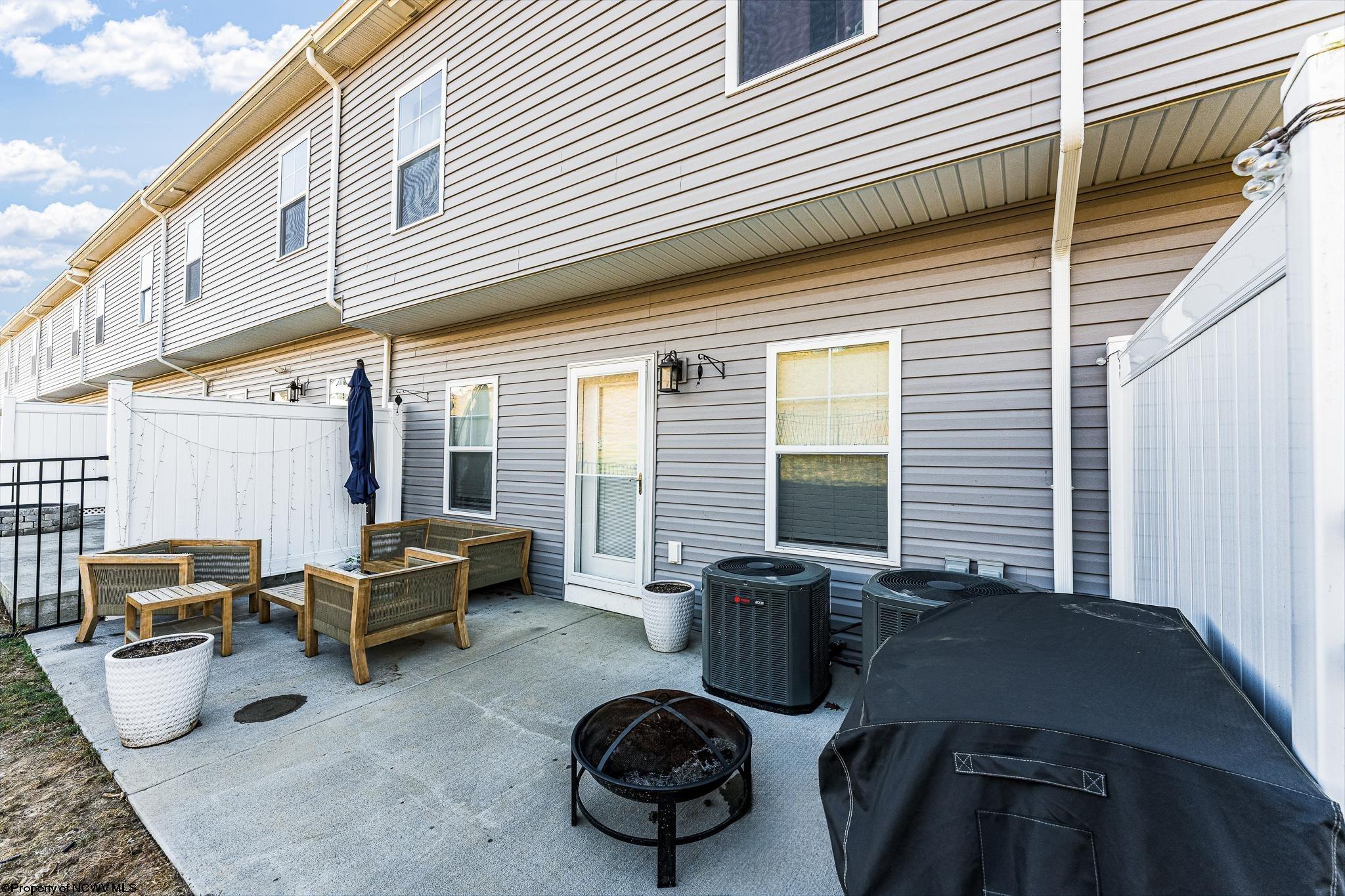 2044 Mountain Ash Lane