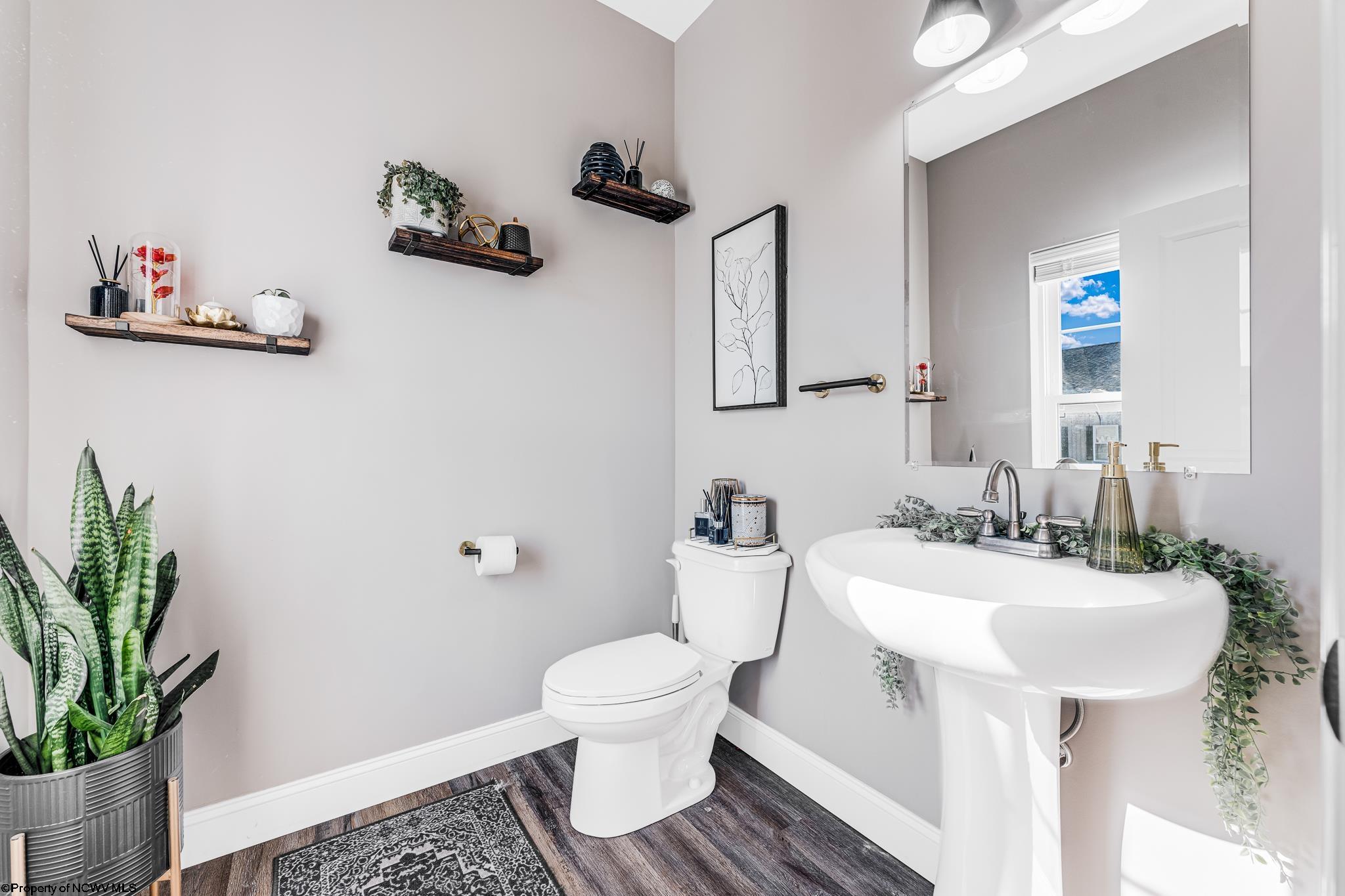 2044 Mountain Ash Lane