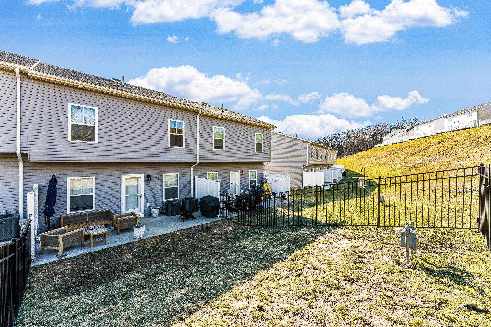 2044 Mountain Ash Lane