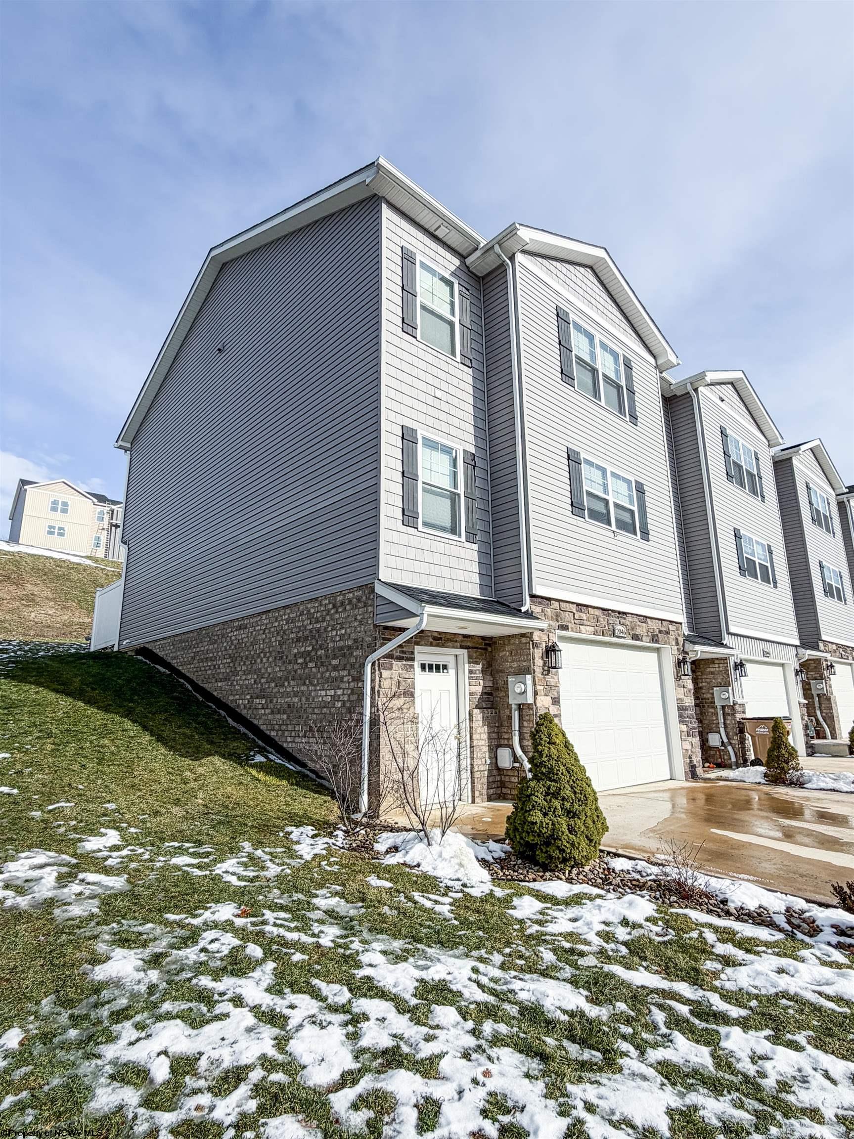 2046 Mountain Ash Lane