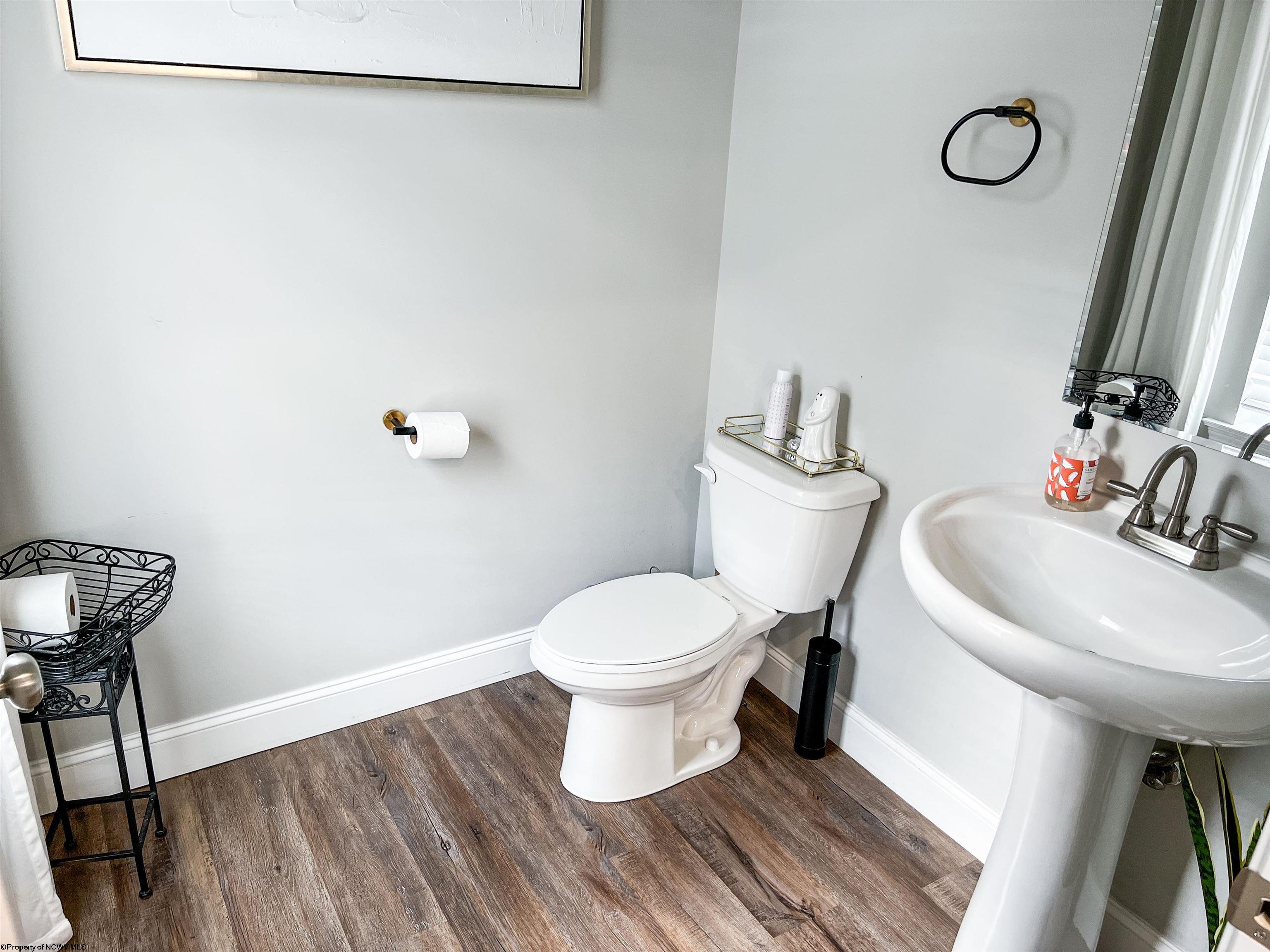 2046 Mountain Ash Lane