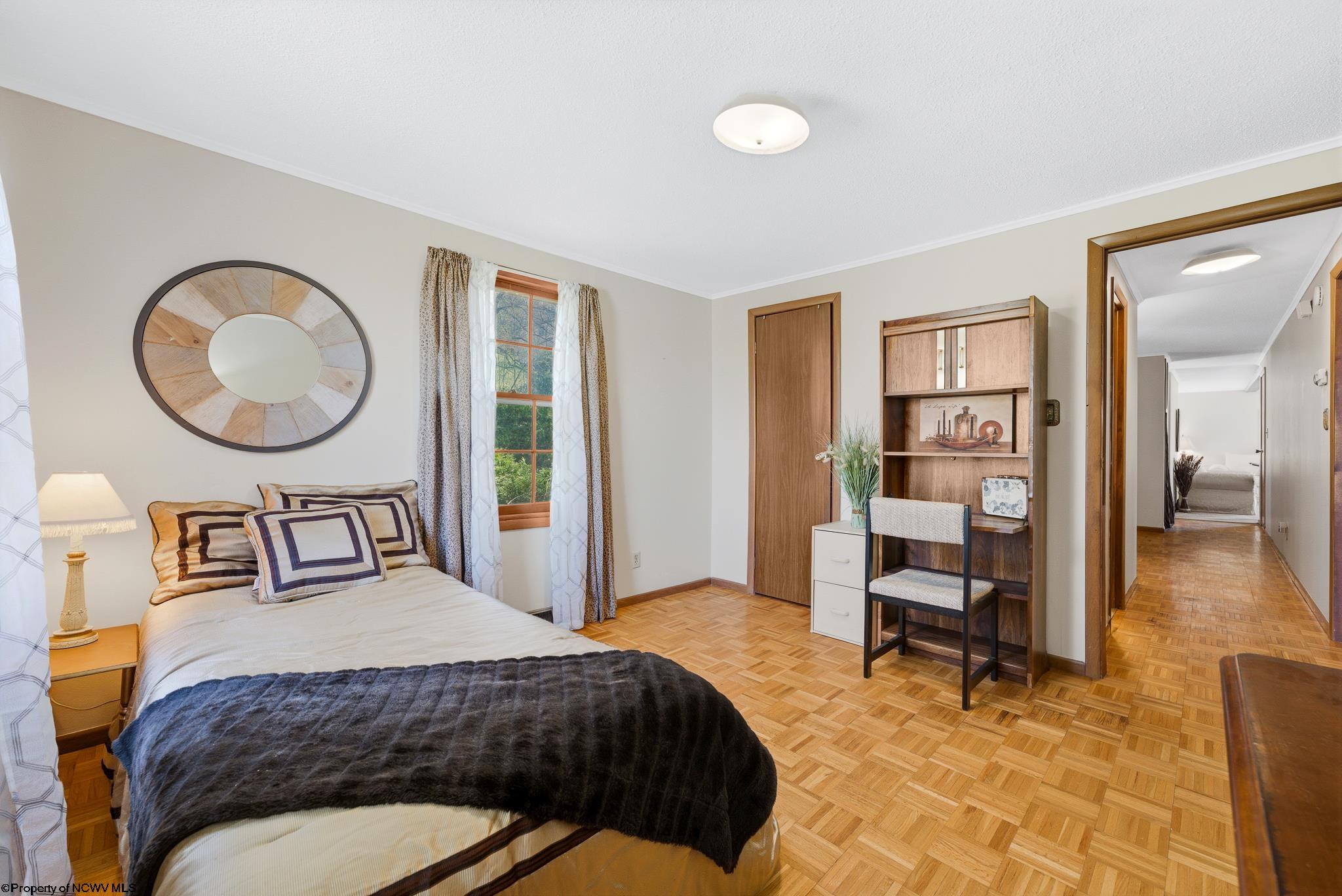 515 Suncrest Boulevard