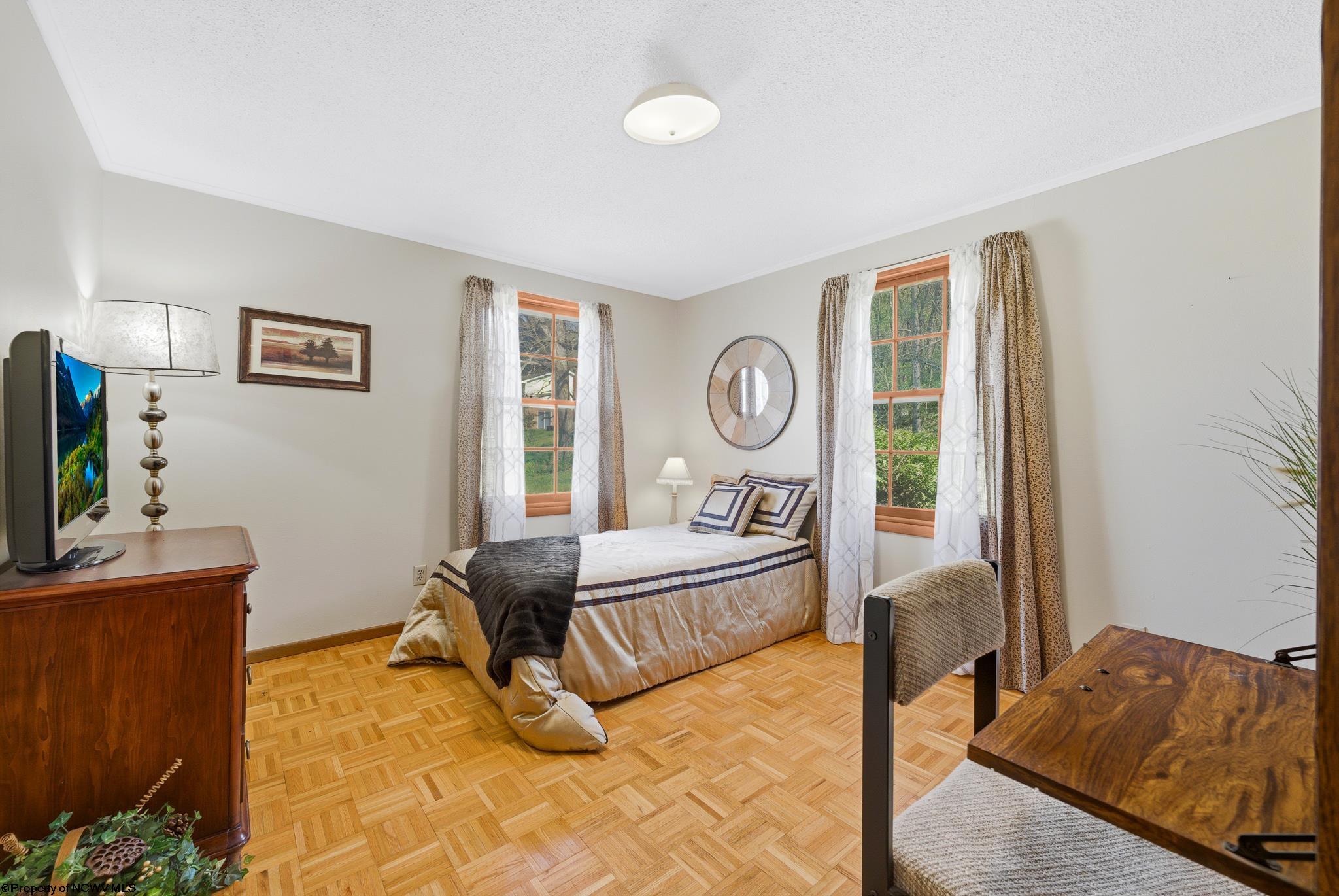 515 Suncrest Boulevard