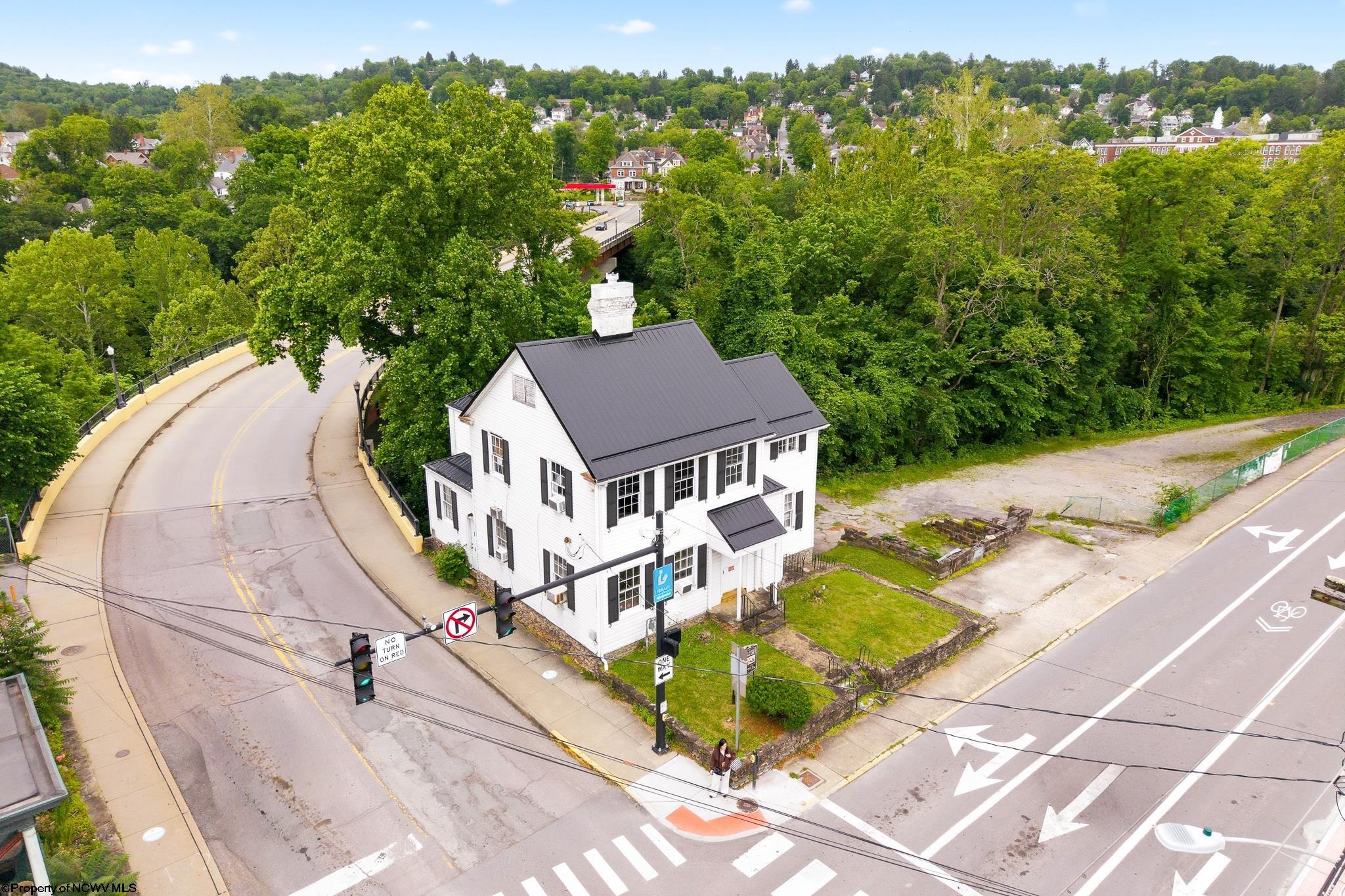 198 Spruce Street