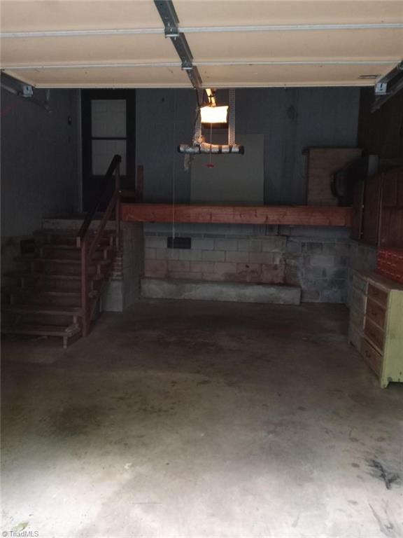 917 Lake Drive 9
