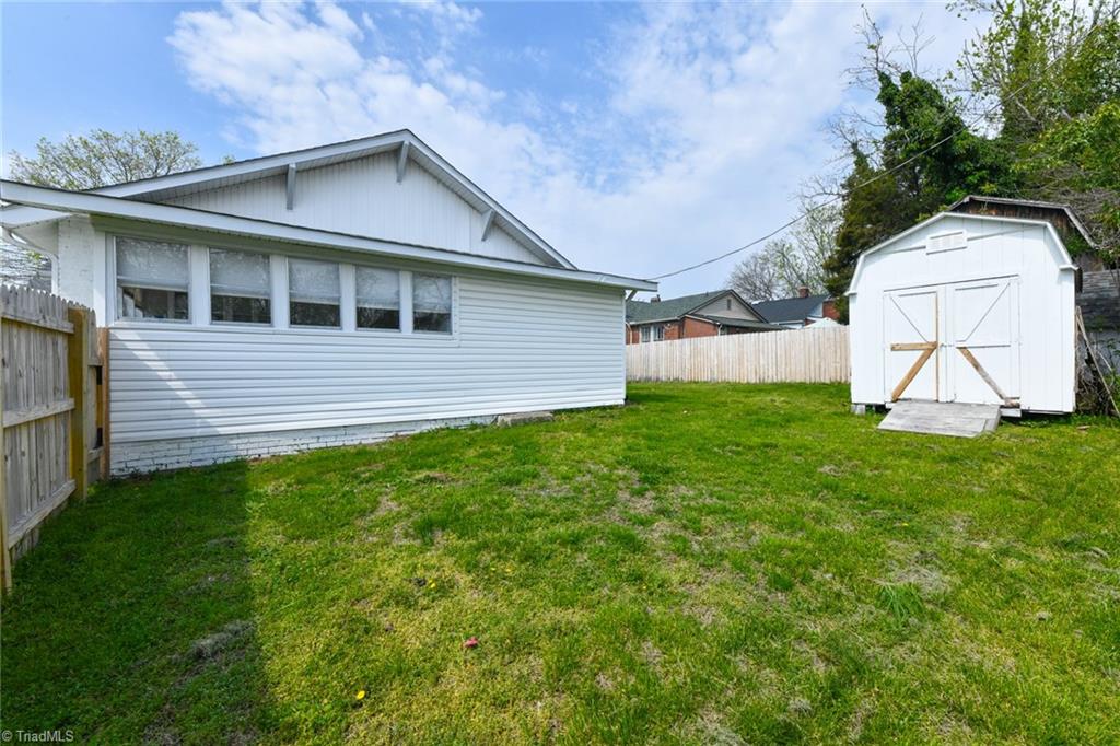 17 Cramer Street